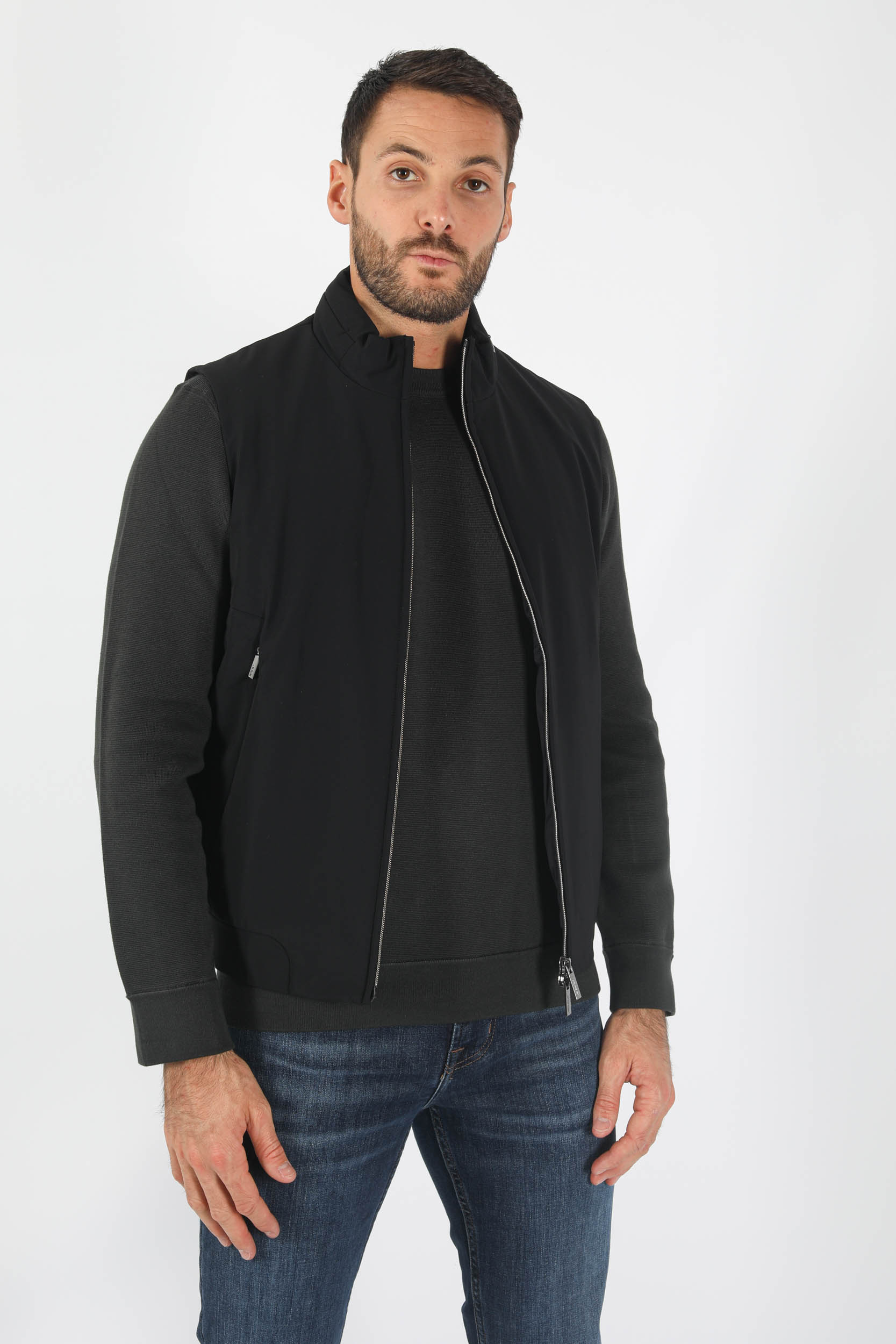  Image du produit BLOUSON SANS MANCHES RRD NOIR 22054-10 - 2
