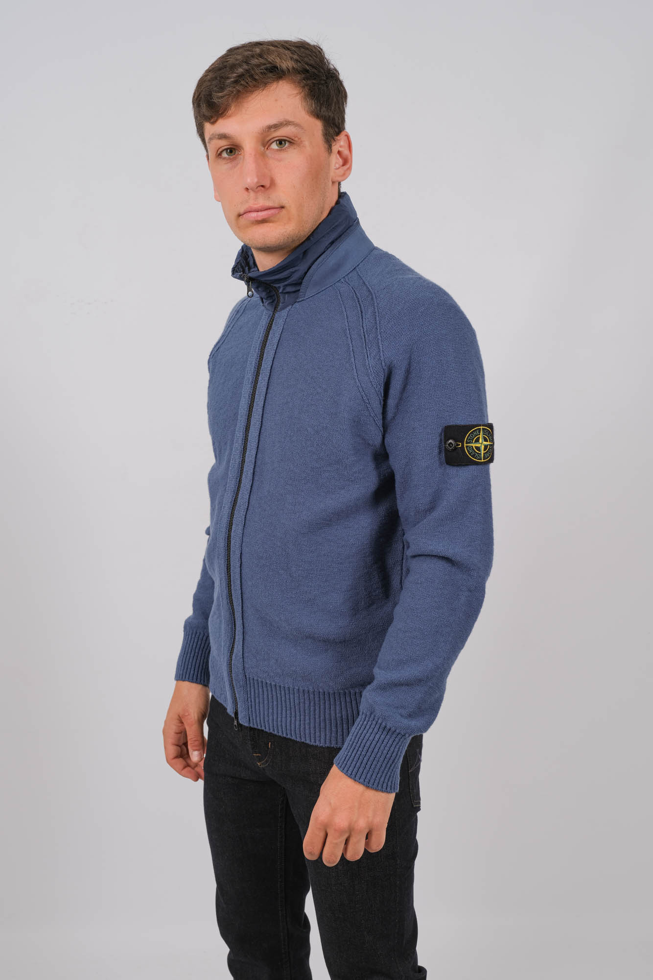  Image du produit GILET A ZIP STONE ISLAND COL CAPUCHE NYLON 8015503B0-V0024 - 2