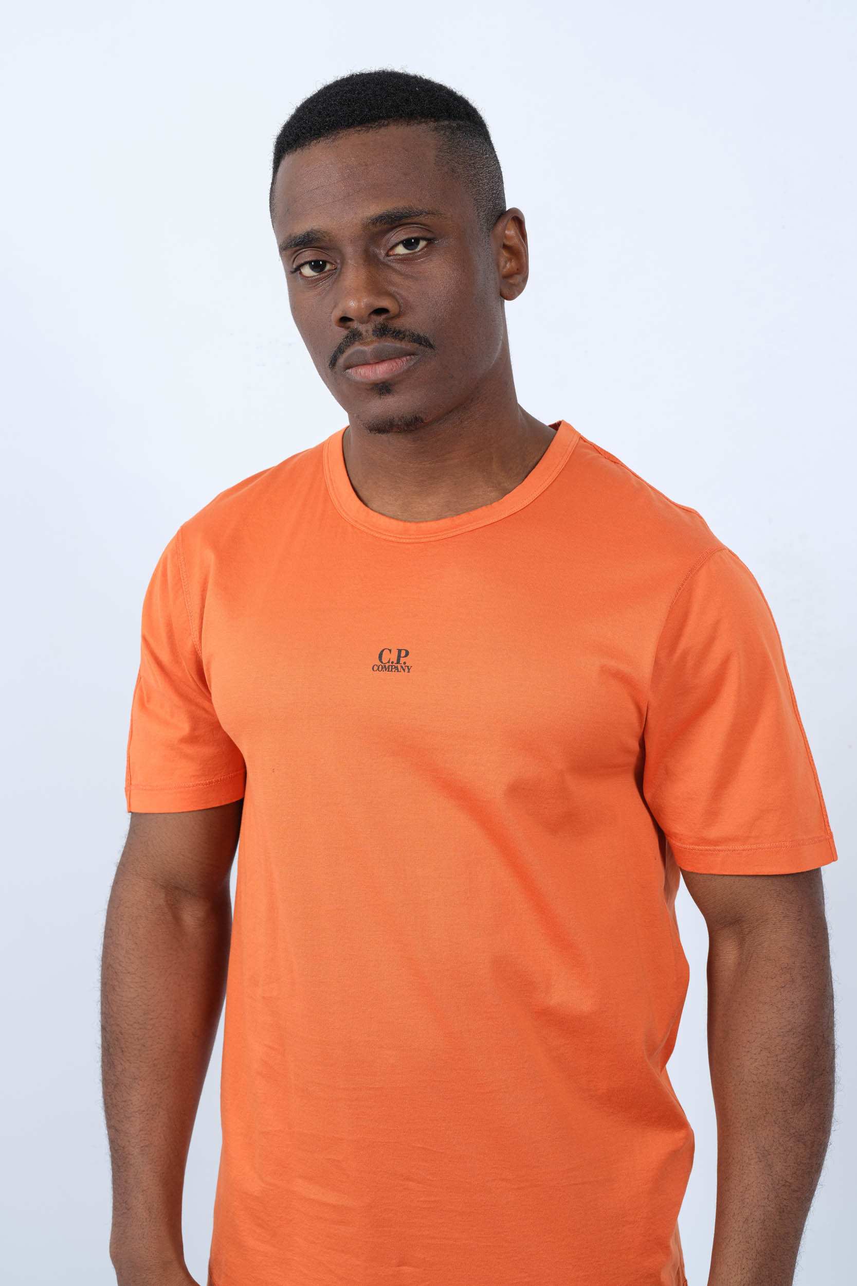  Image du produit TEE-SHIRT CP COMPANY ORANGE S088A-448 - 2