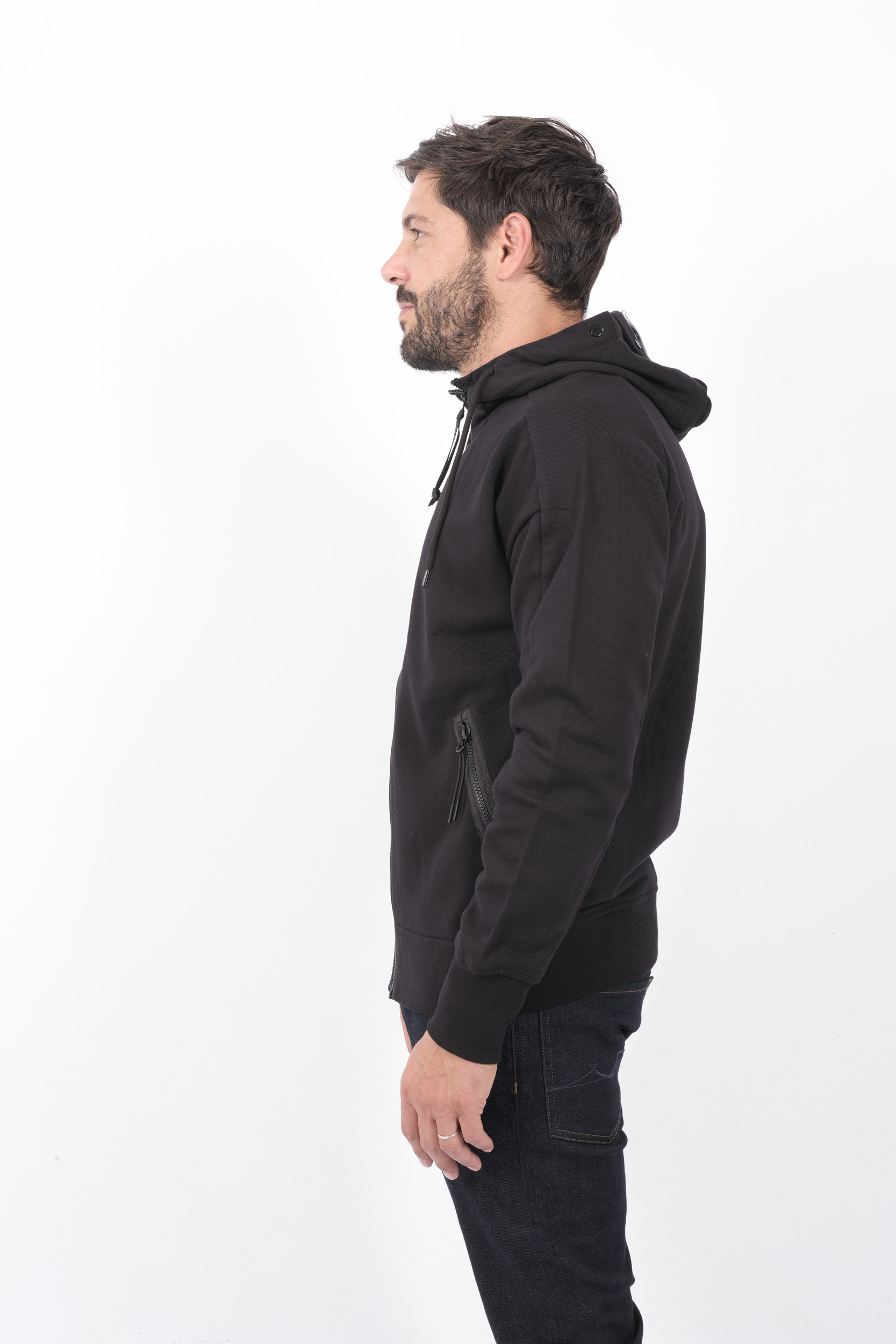  Image du produit SWEAT C.P COMPANY CAPUCHE ZIPPE LUNETTES NOIR S028A-999 - 4