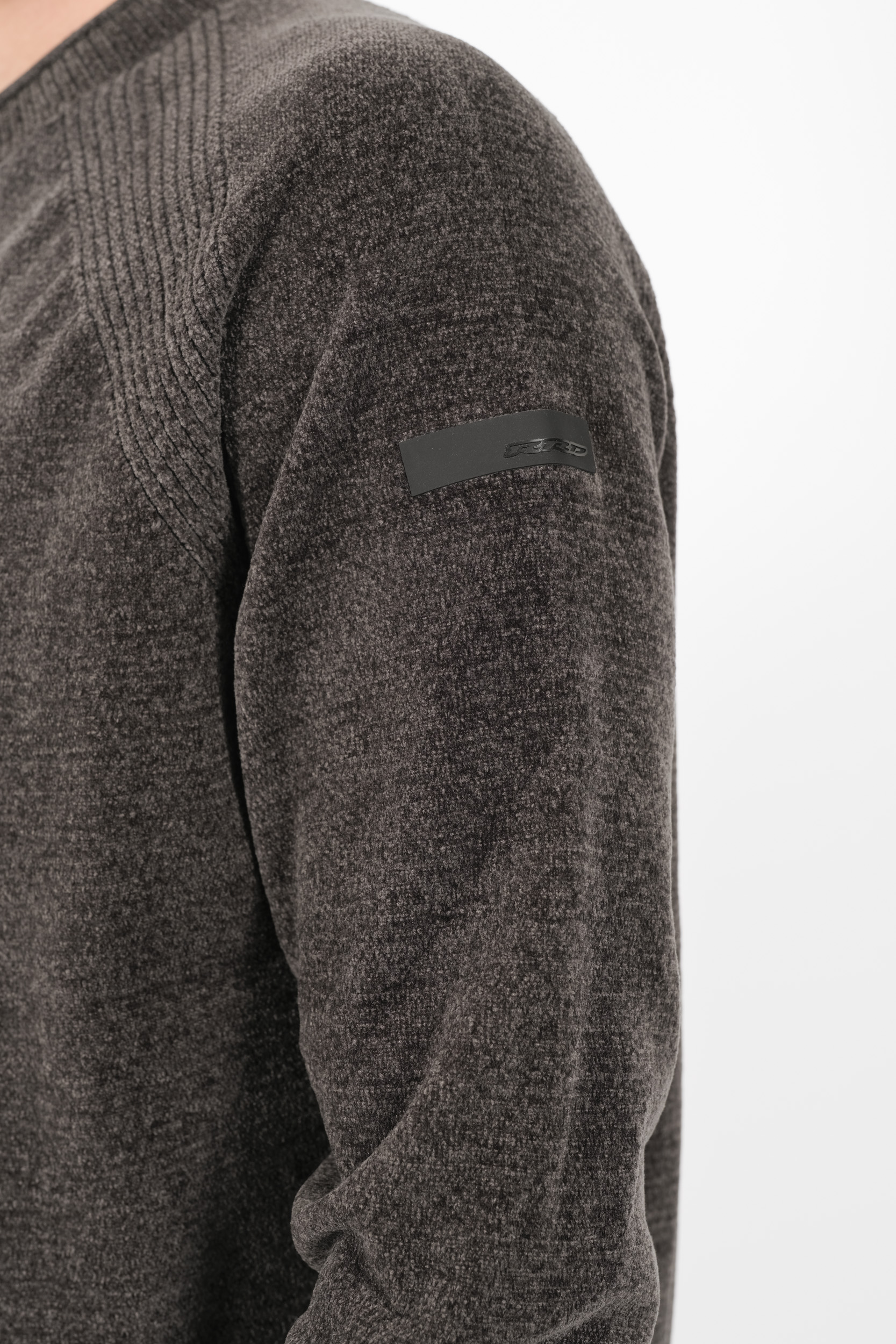  Image du produit PULL RRD COL ROND MATIERE CHENILLE VERT W24132-20 - 2