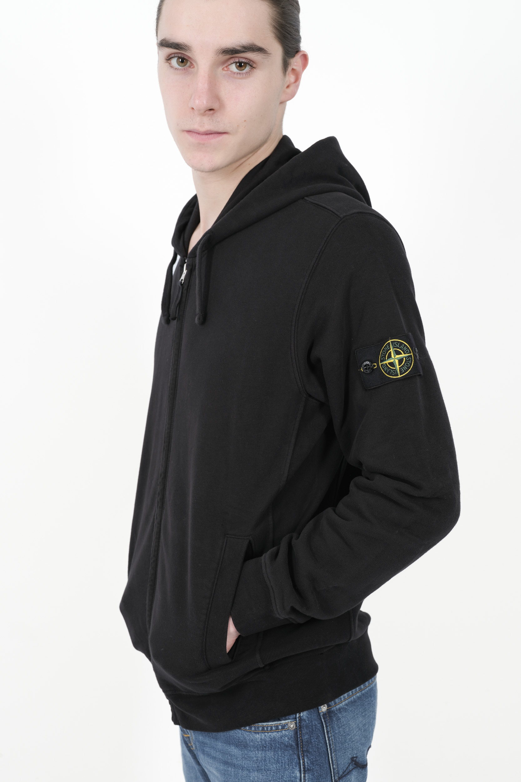  Image du produit SWEAT STONE ISLAND CAPUCHE ZIPPE NOIR 811563520-V0029 - 2