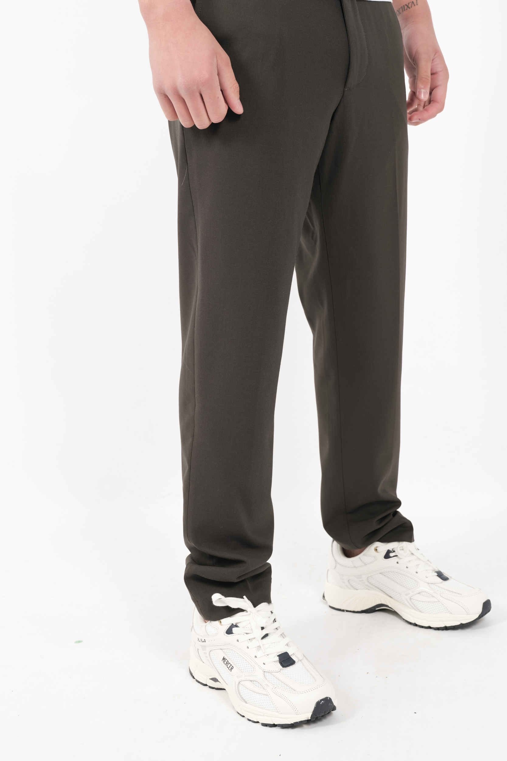 PANTALON NN07 COUPE REGULIERE AVEC CORDON DE SERRAGE VERT BILLIE1088-354