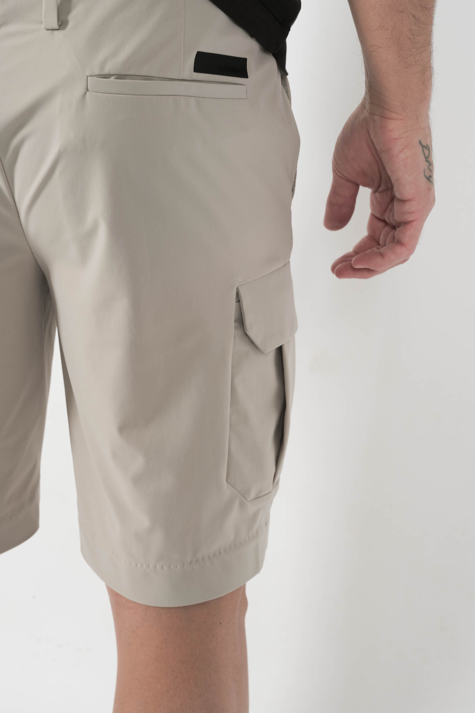 SHORT RRD BEIGE 25307-85
