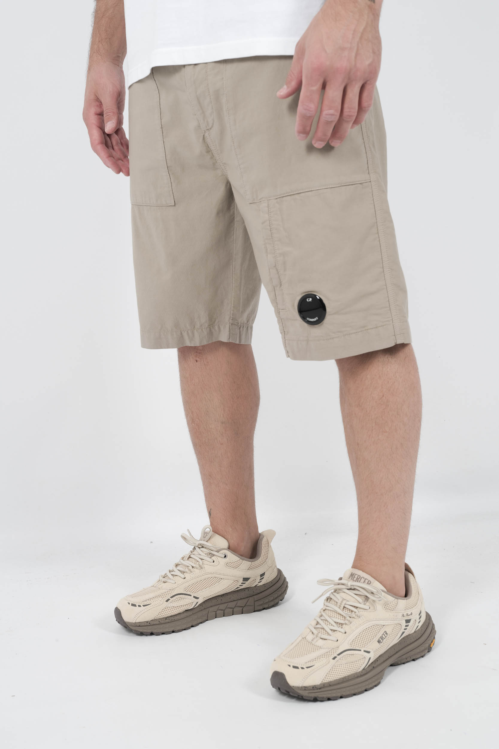 SHORT C.P COMPANY BEIGE E275A-327