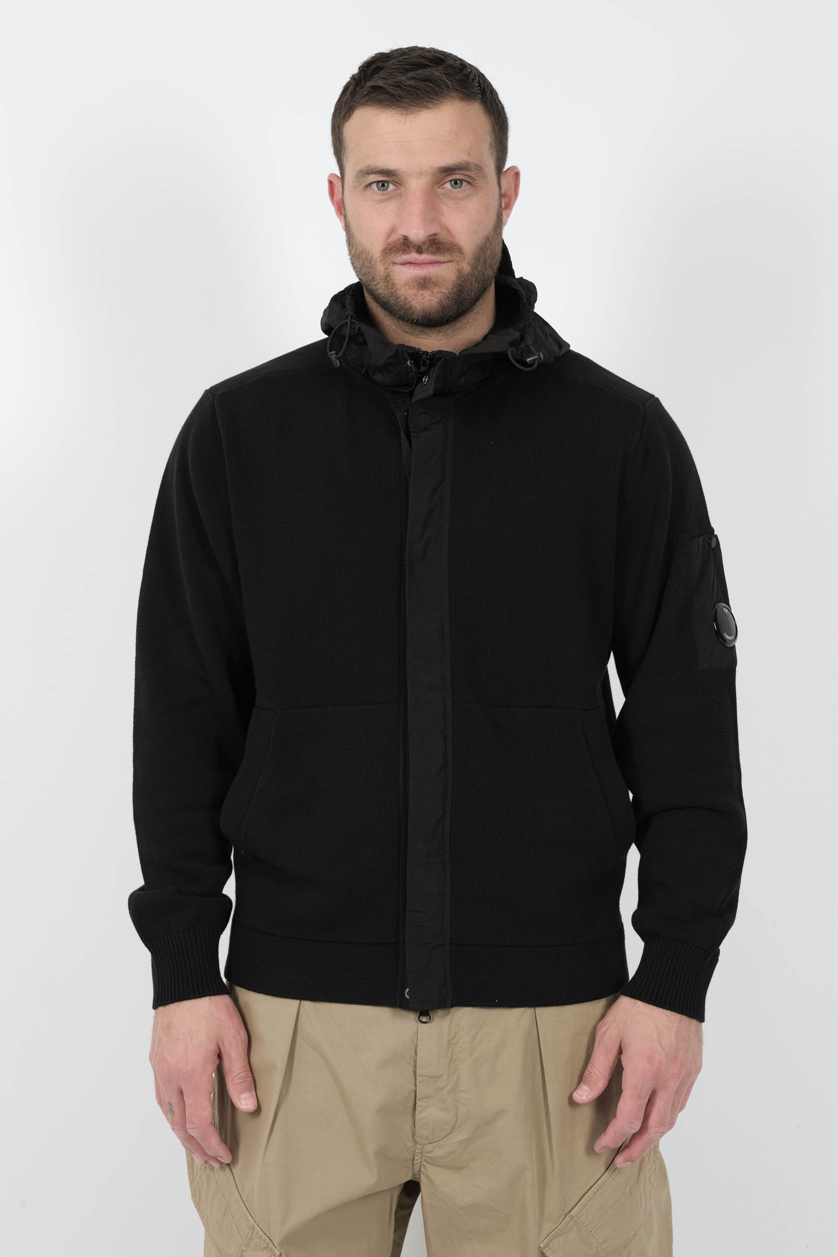 GILET C.P COMPANY ZIPPE A CAPUCHE NOIR N027A-999