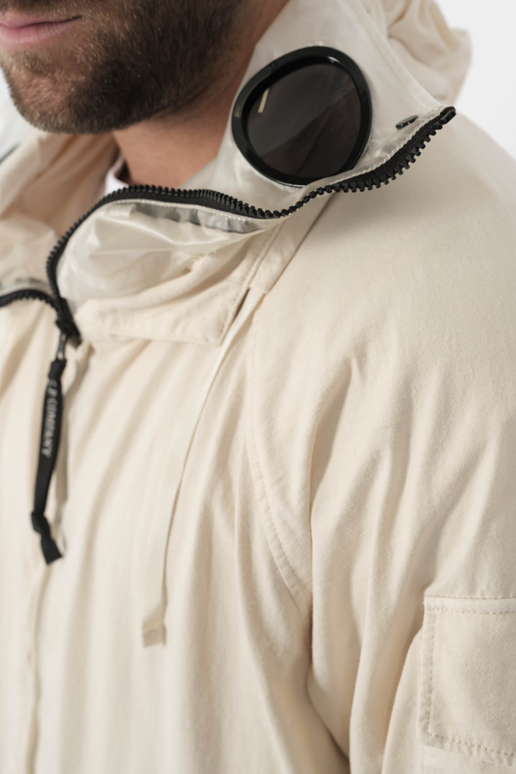  Image du produit VESTE C.P COMPANY CAPUCHE REGLABLE LUNETTES BLANC CREME W223A-402 - 6