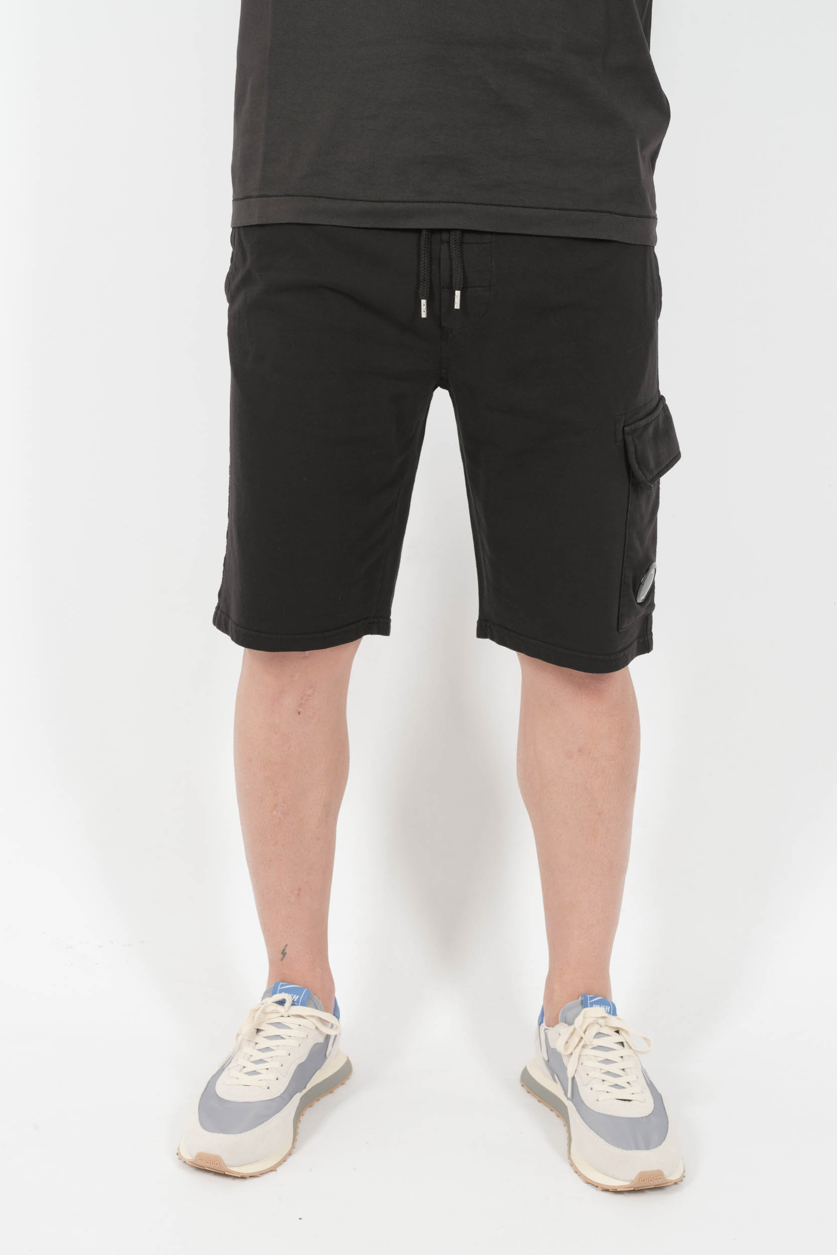  Image du produit SHORT C.P COMPANY EN COTON NOIR B069A-999 - 3