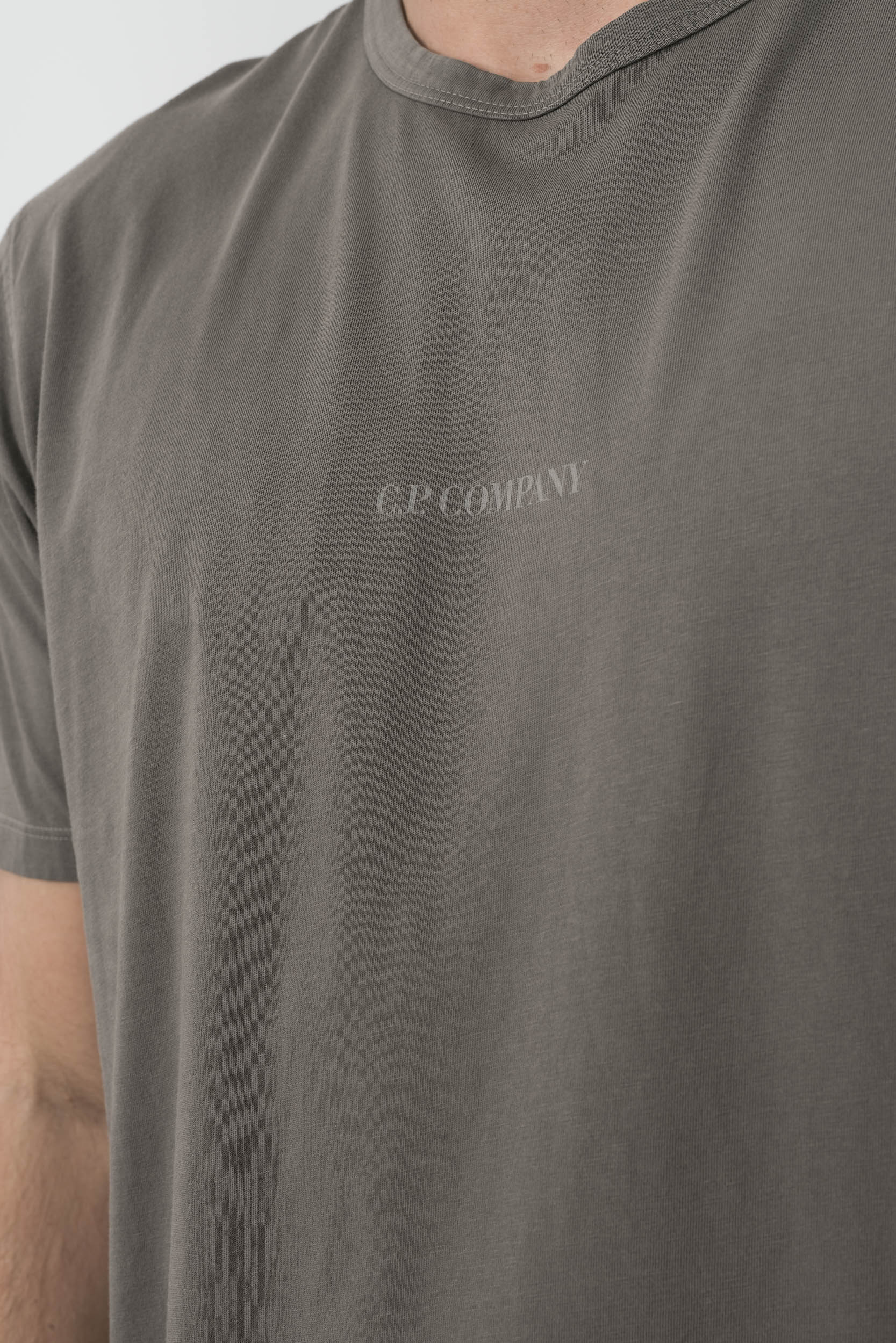  Image du produit TEE-SHIRT C.P COMPANY AVEC LOGO GRIS S085A-935 - 6