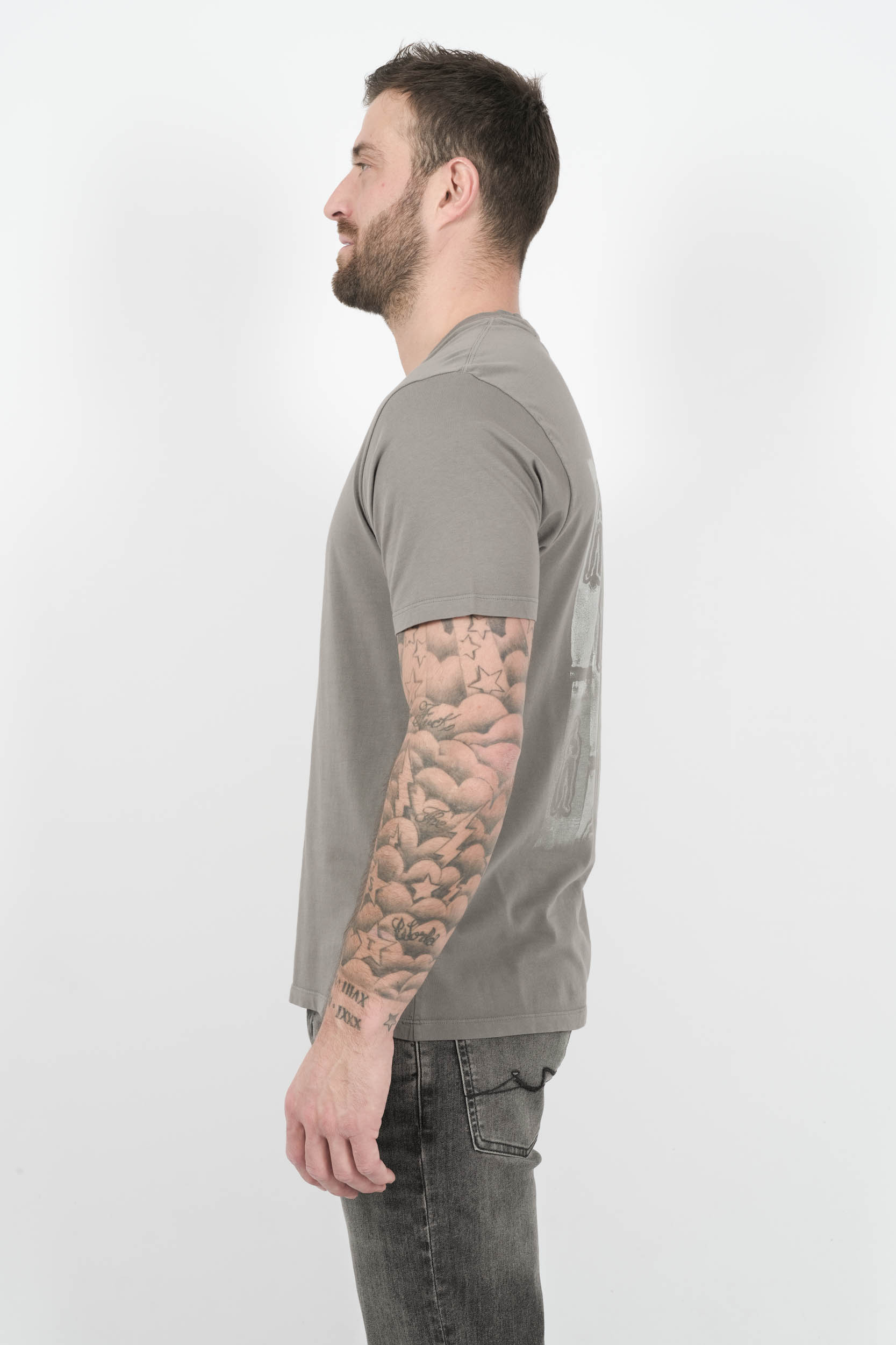  Image du produit TEE-SHIRT C.P COMPANY AVEC LOGO DEVANT ET DOS GRIS S310A-935 - 4