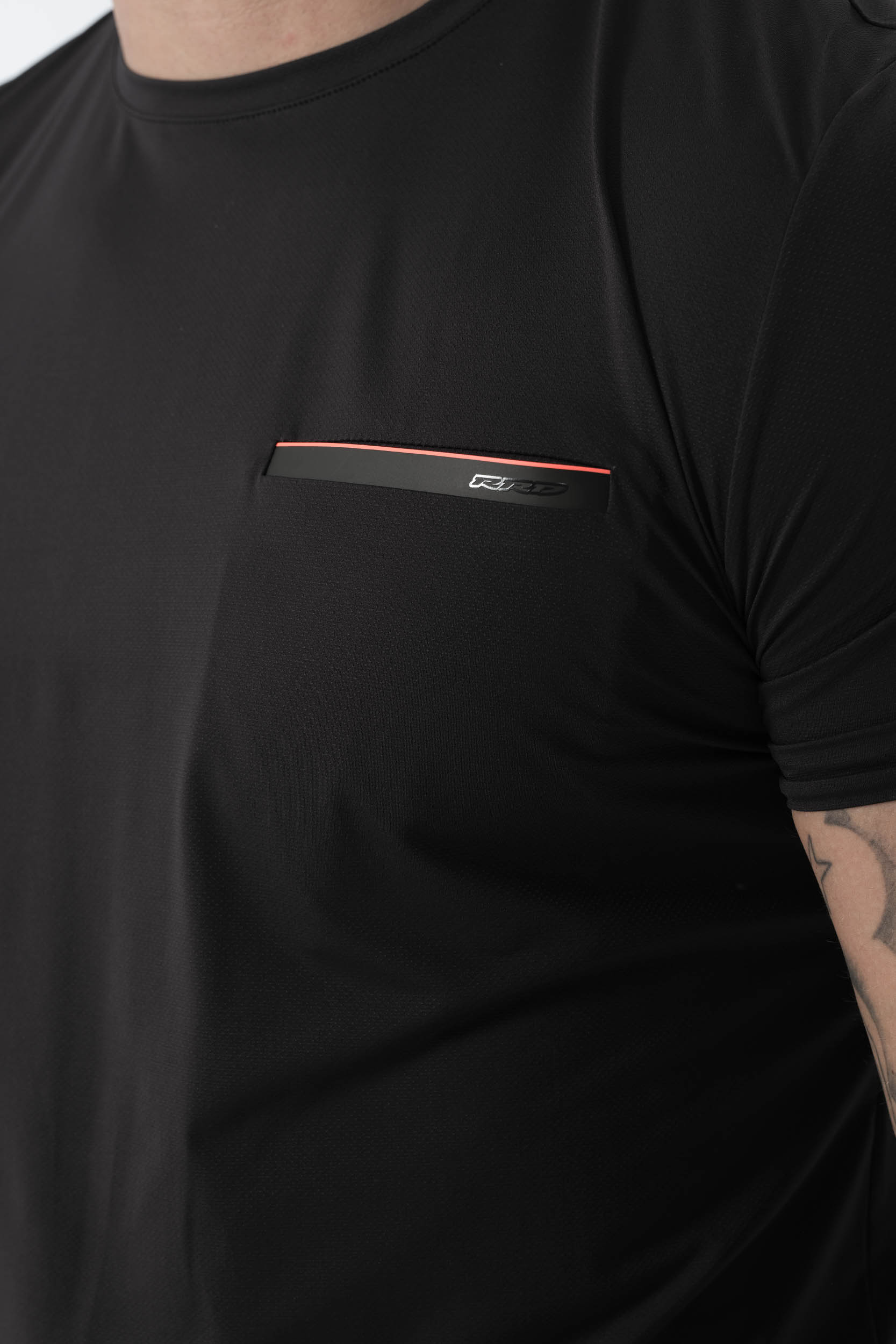 TEE-SHIRT RRD AVEC POCHE NOIR 25212-10