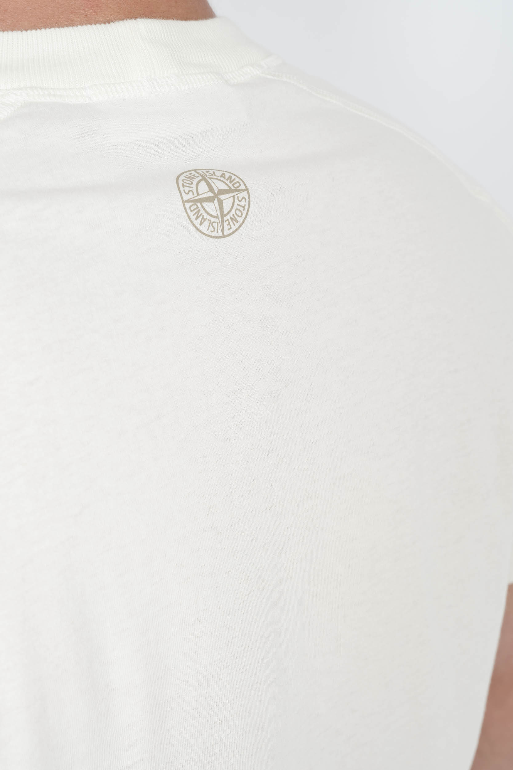 TEE-SHIRT STONE ISLAND AVEC IMPRIME ECRU S152120S81-V0093