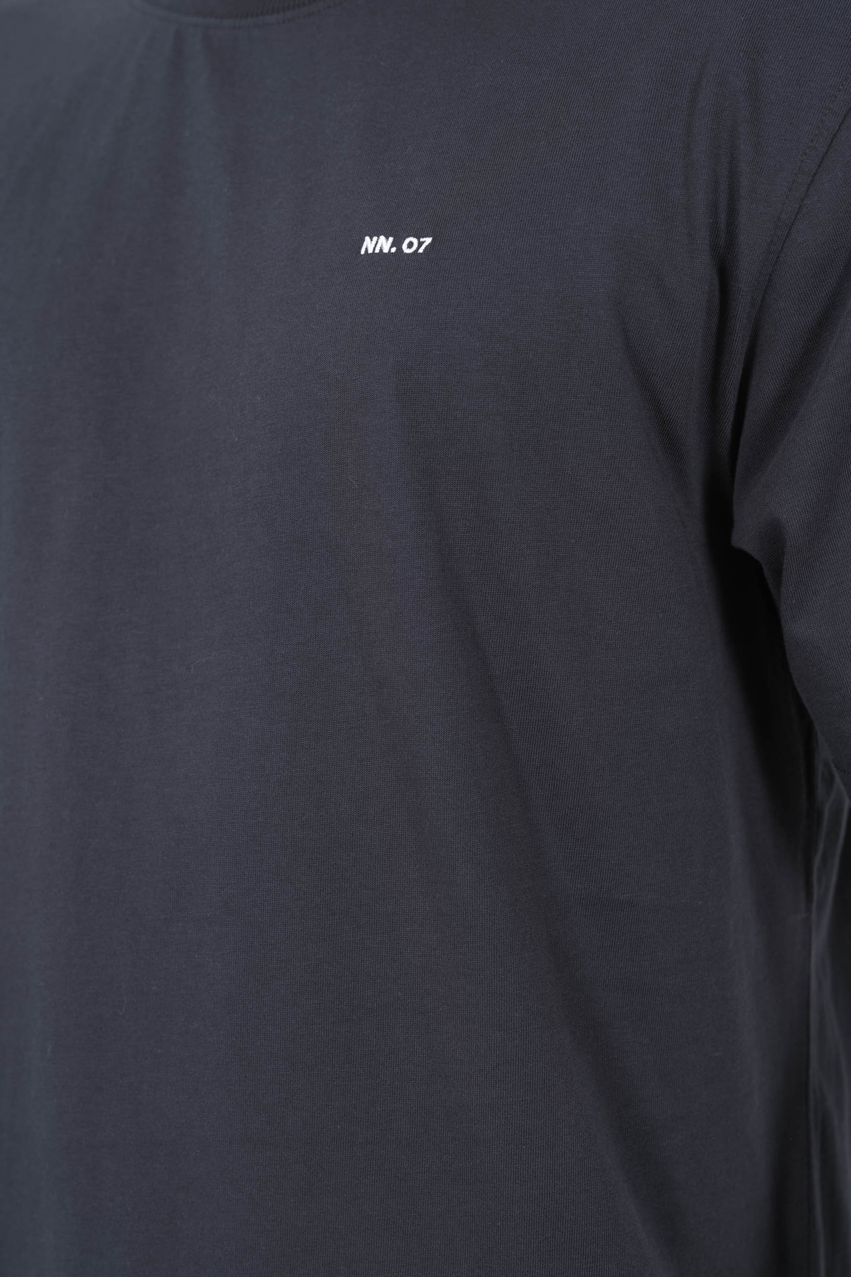 TEE-SHIRT NN07 AVE LOGO BRODE MARINE ADAM3209-200