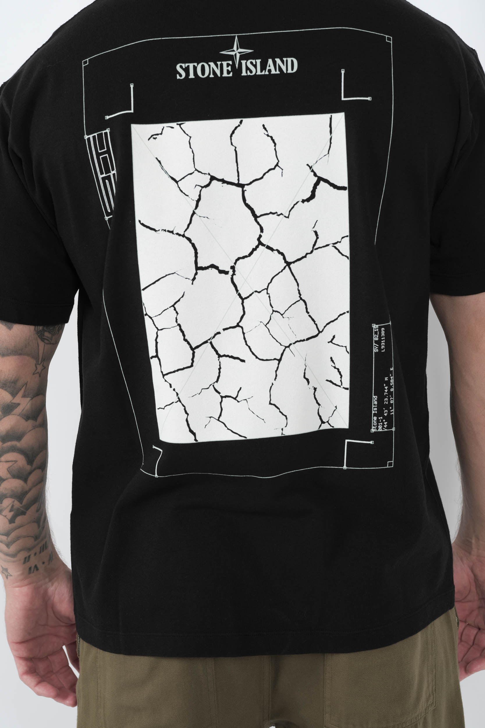  Image du produit TEE-SHIRT STONE ISLAND AVEC IMPRIME NOIR S15212RCS137-V0029 - 6