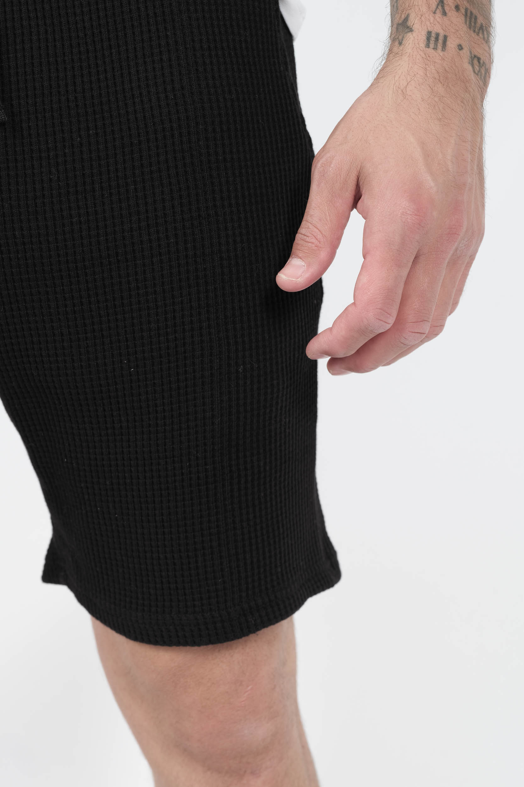  Image du produit SHORT NIKBEN EFFET GAUFRE NOIR 6112 - 6