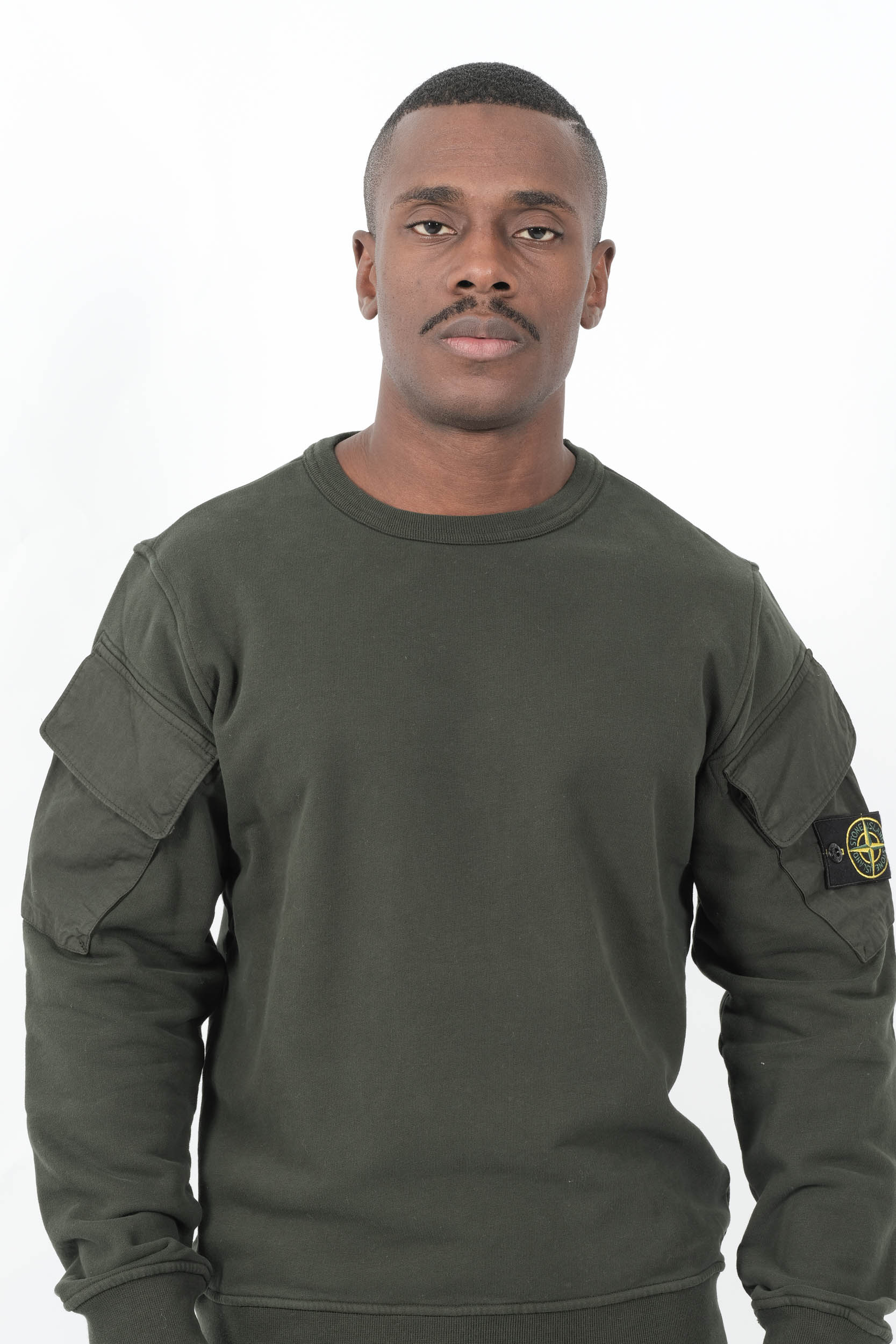  Image du produit SWEAT STONE ISLAND VERT AVEC POCHES SUR LES MANCHES 6100008-V009A - 3