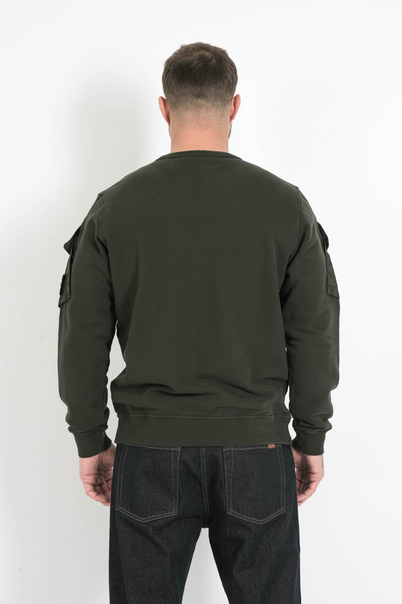 SWEAT STONE ISLAND VERT AVEC POCHES SUR LES MANCHES 6100008-V009A