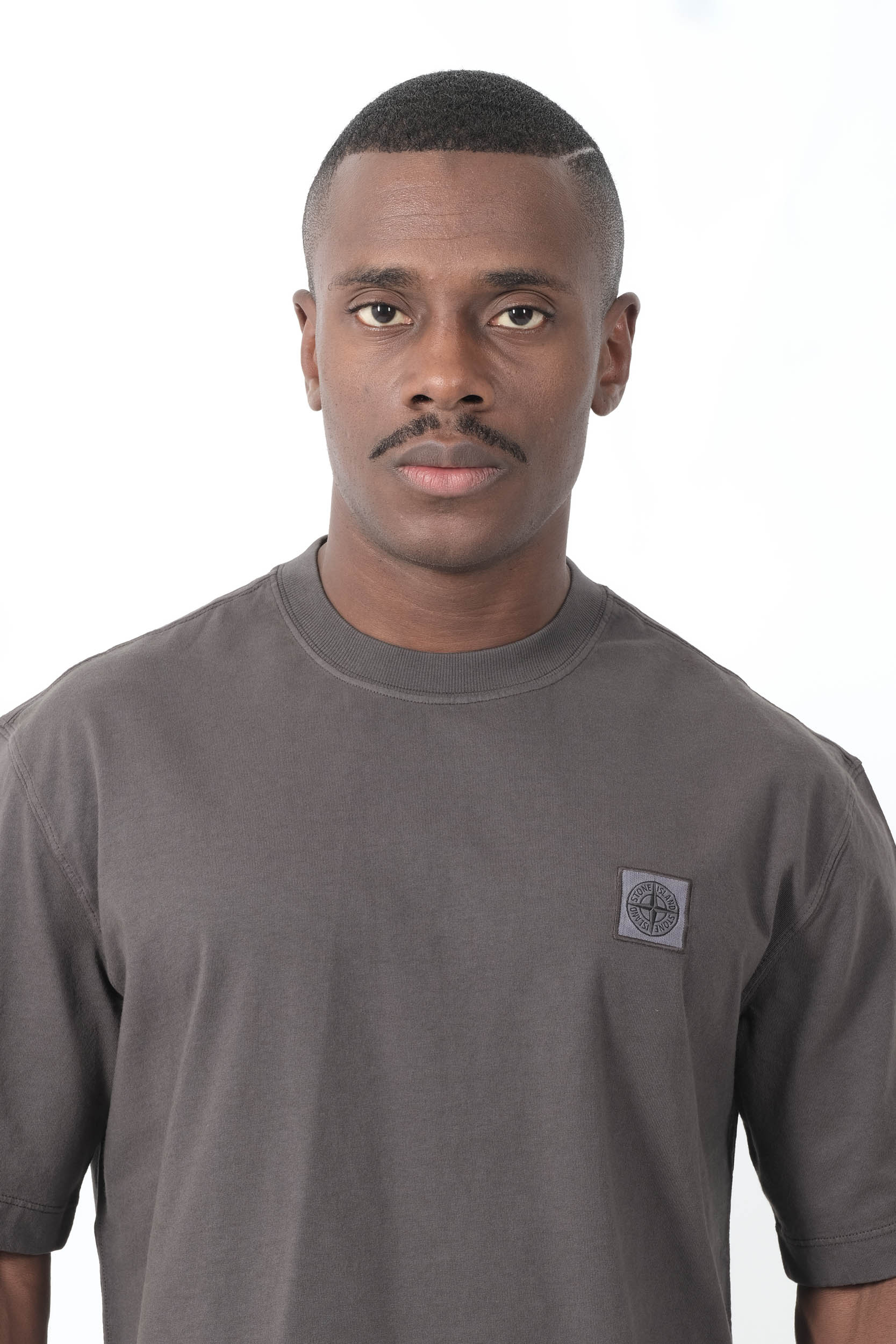  Image du produit TEE-SHIRT STONE ISLAND OVERSIZE GRIS PLOMB 2100025-V0062 - 5