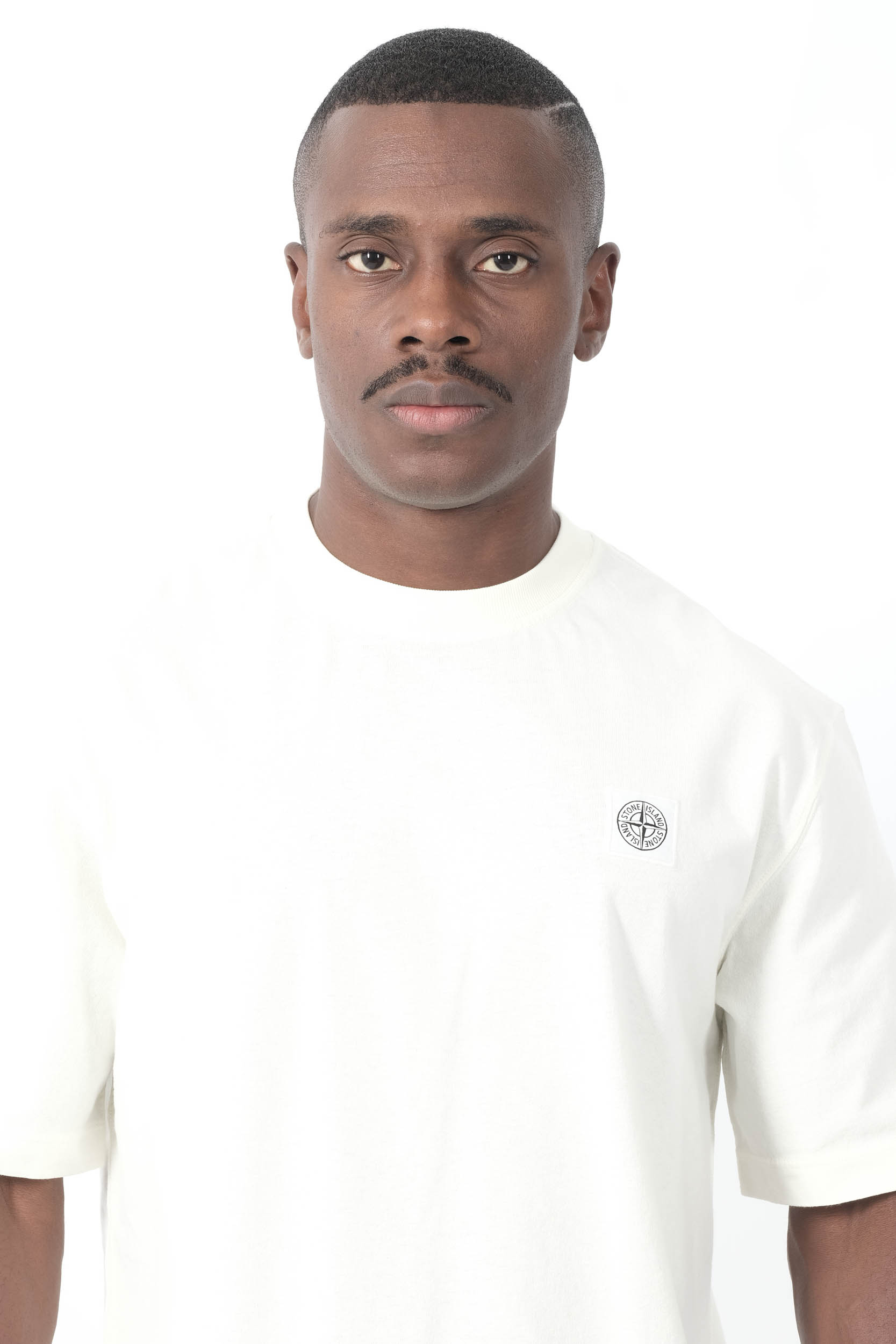 TEE-SHIRT STONE ISLAND OVERSIZE CREME 2100025-V0093
