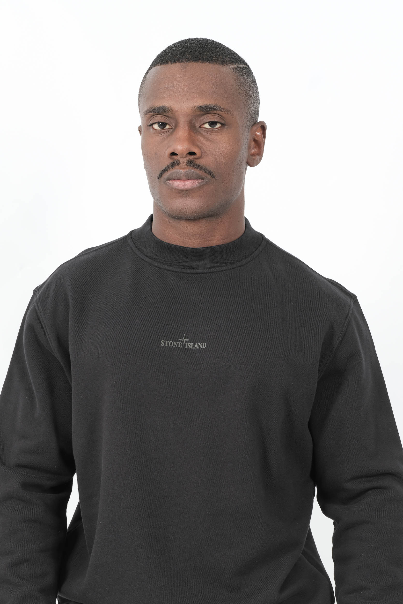  Image du produit SWEAT STONE ISLAND OVERSIZE NOIR AVEC IMPRIME DANS LE DOS 6100018-V0029 - 4