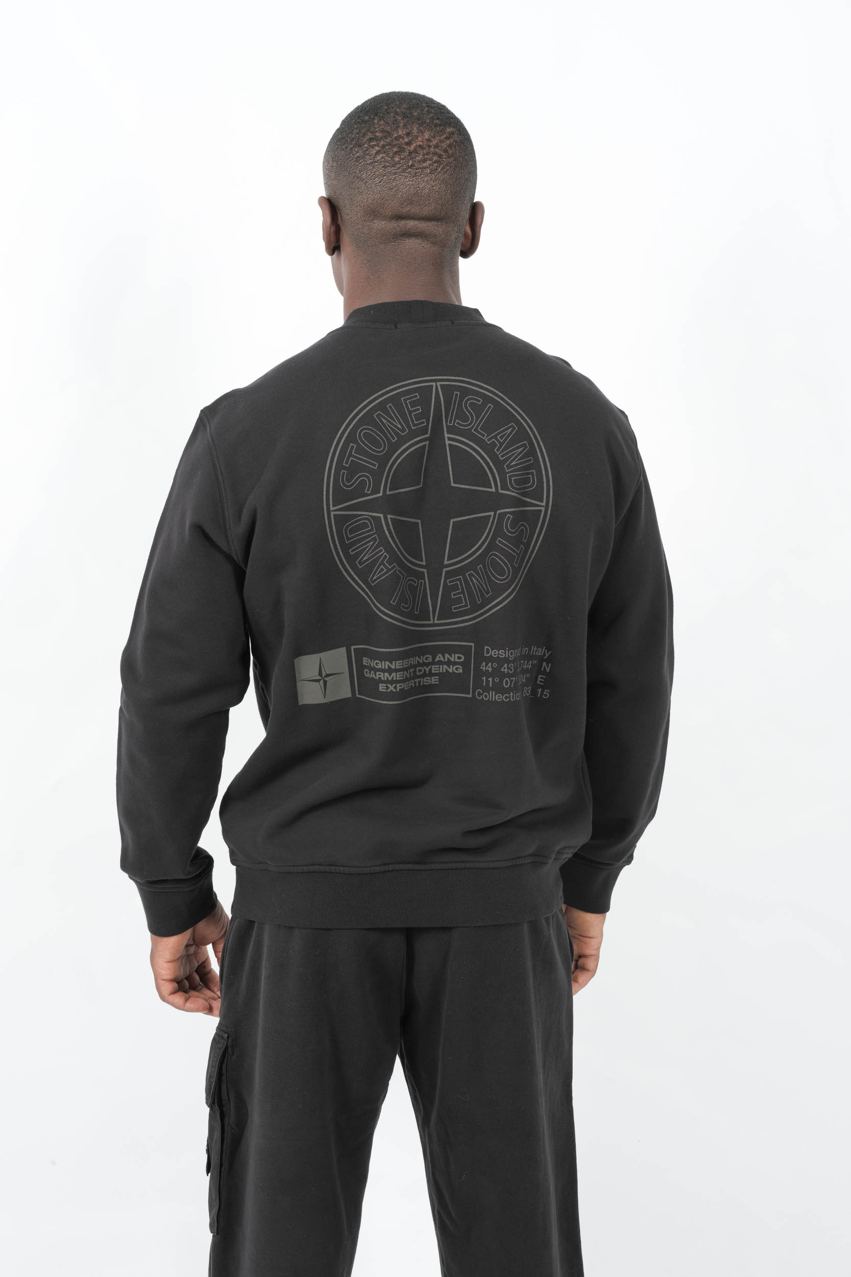  Image du produit SWEAT STONE ISLAND OVERSIZE NOIR AVEC IMPRIME DANS LE DOS 6100018-V0029 - 6