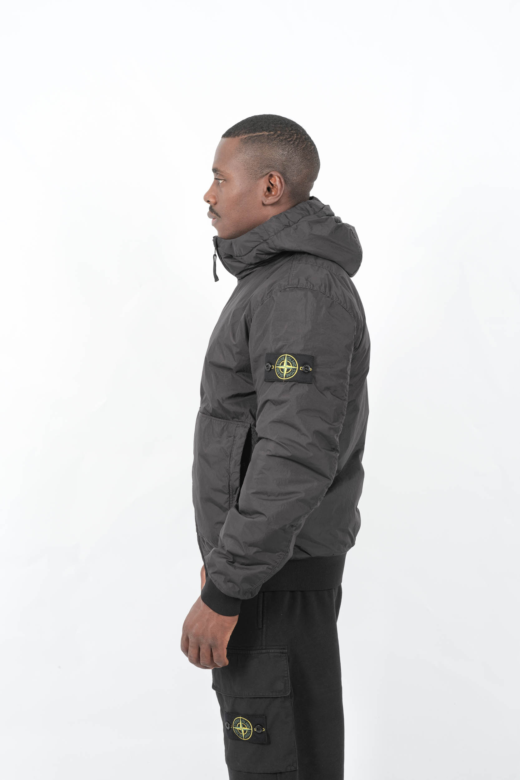BLOUSON A CAPUCHE STONE ISLAND NOIR 4100013-V0029