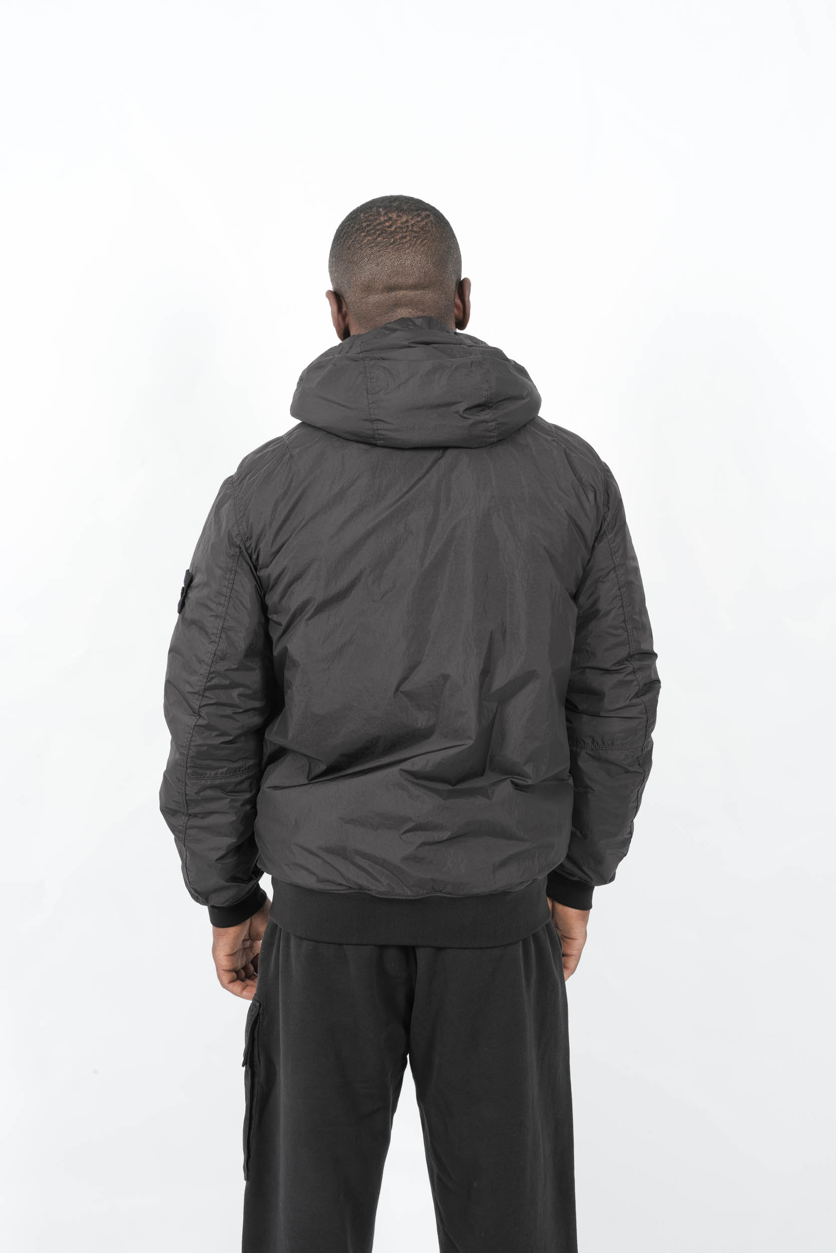 BLOUSON A CAPUCHE STONE ISLAND NOIR 4100013-V0029