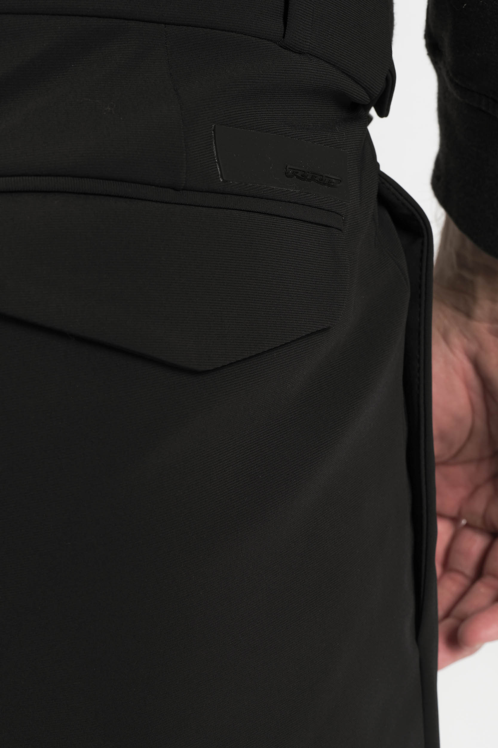 PANTALON A PINCE RRD NOIR W25213-10