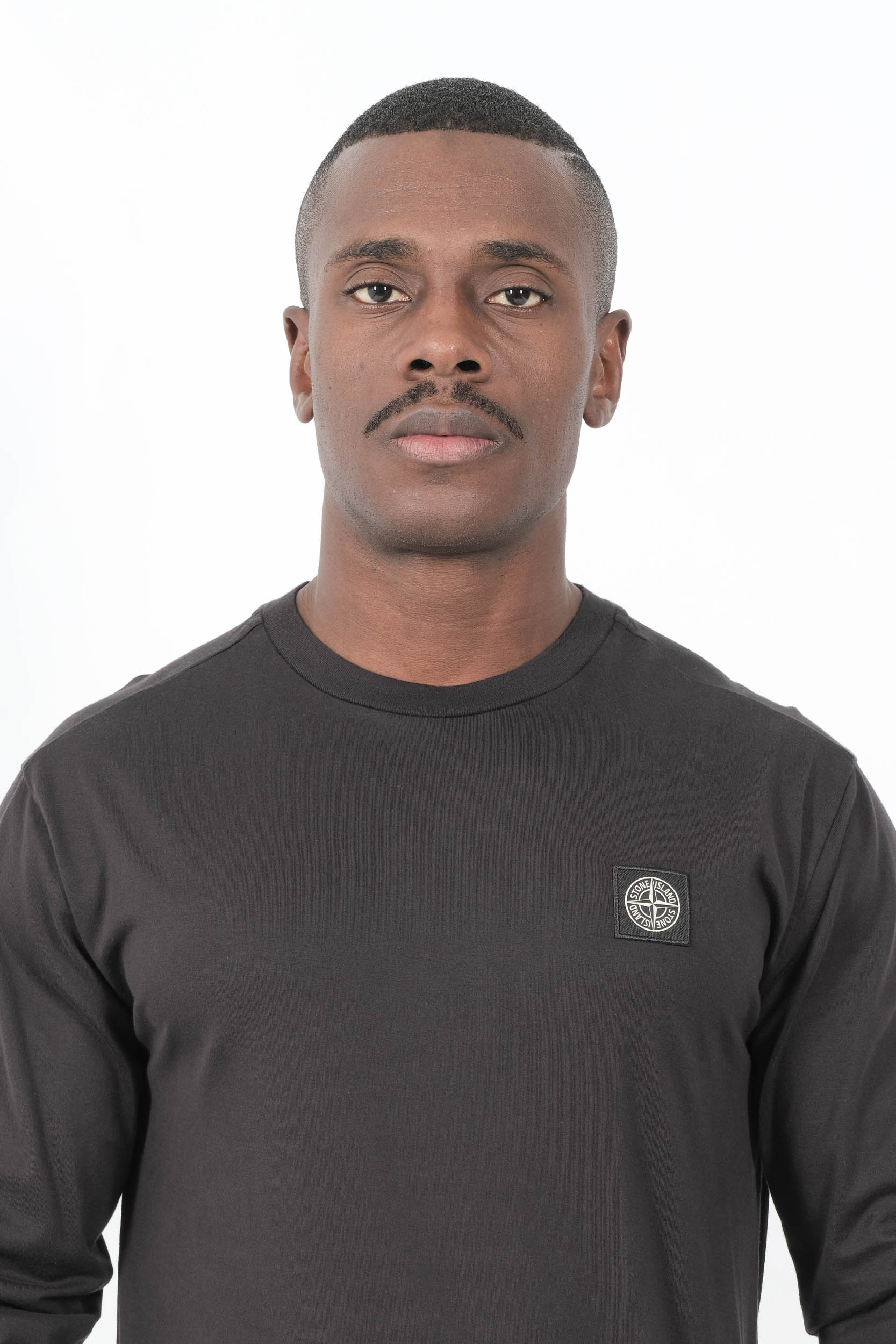 TEE-SHIRT STONE ISLAND MANCHES LONGUES NOIR 2100028-S0013-V0029