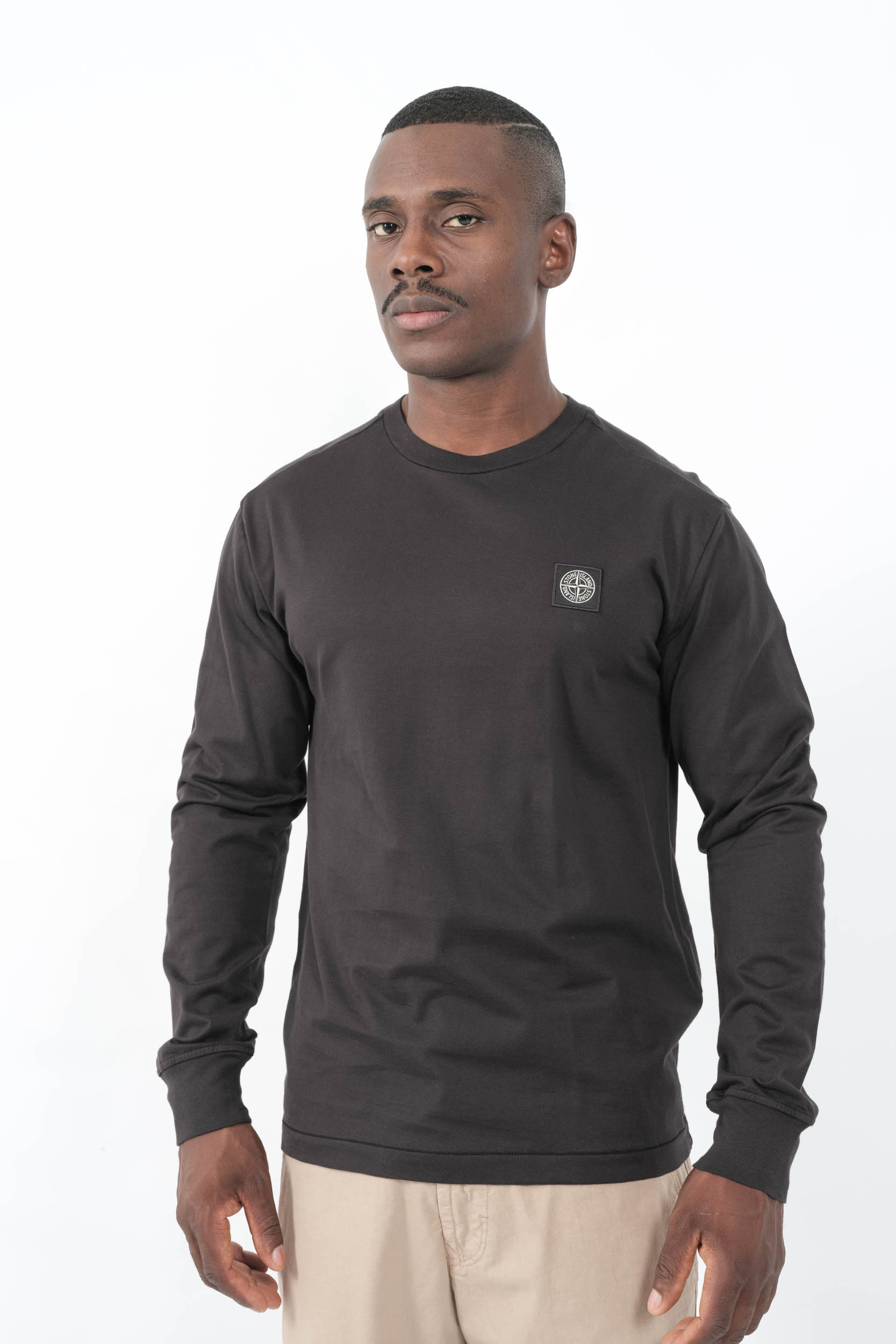 TEE-SHIRT STONE ISLAND MANCHES LONGUES NOIR 2100028-S0013-V0029