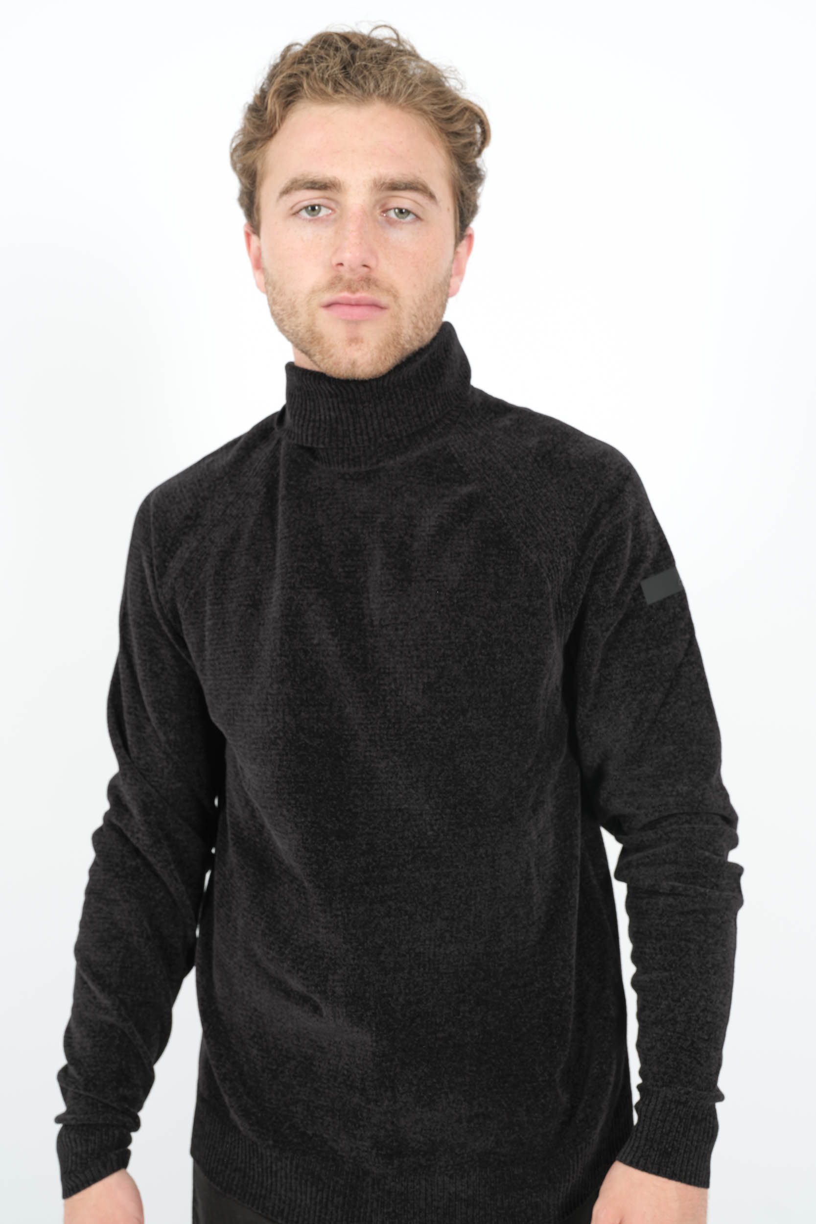  Image du produit PULL RRD COL ROULE NOIR W25133-10 - 2