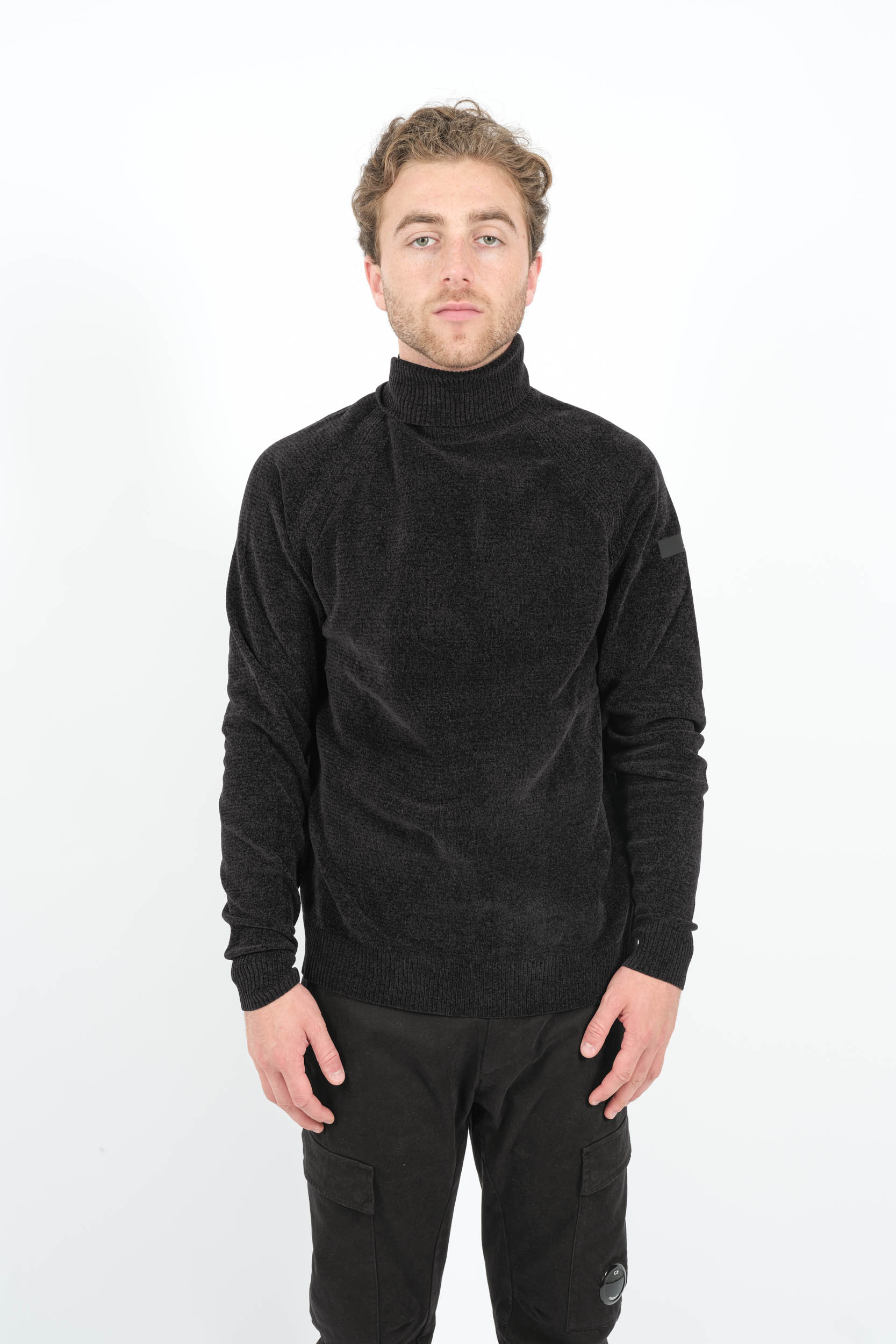  Image du produit PULL RRD COL ROULE NOIR W25133-10 - 4