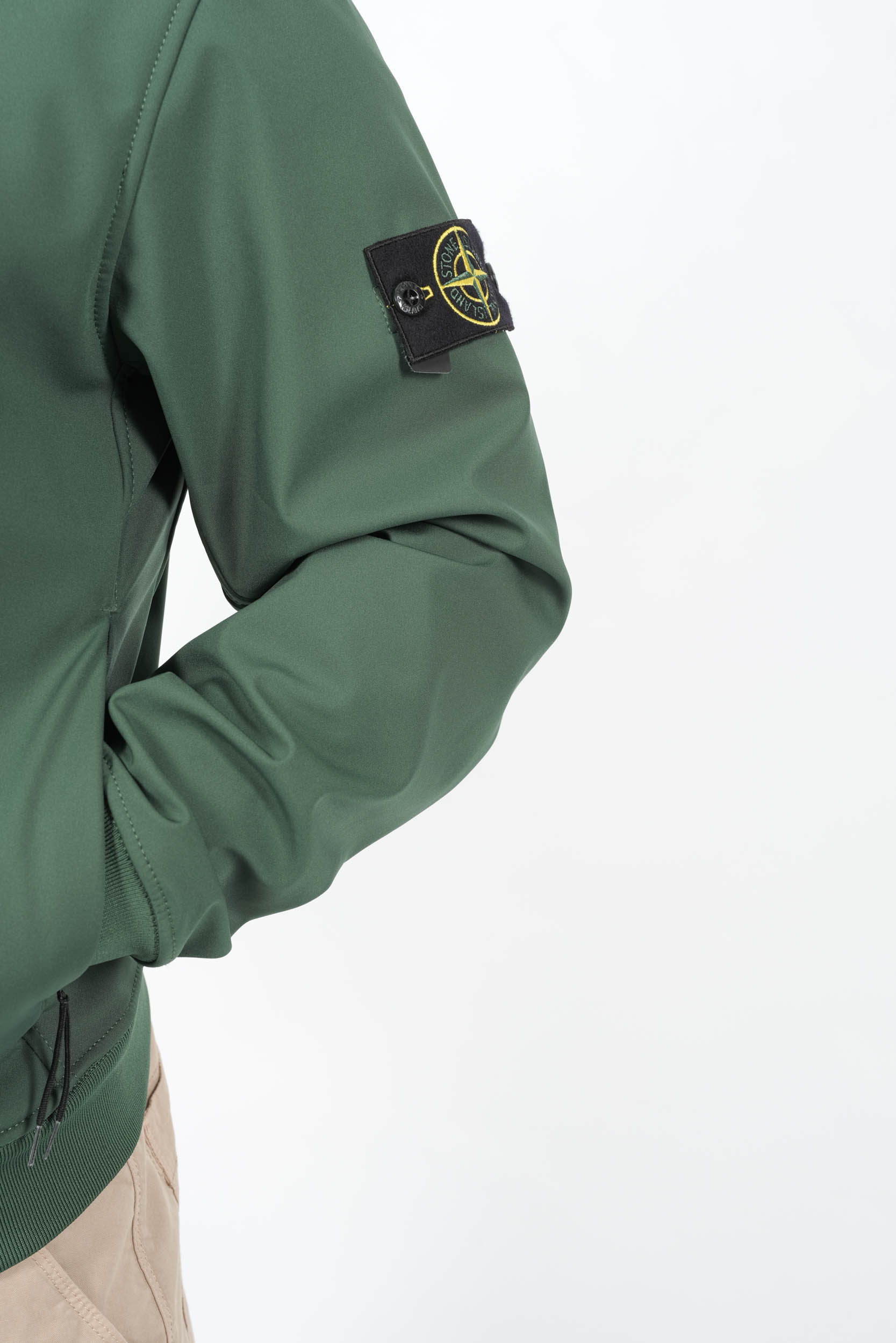  Image du produit BLOUSON STONE ISLAND EN SOFT SHELL-R VERT Q100004-V005E - 3