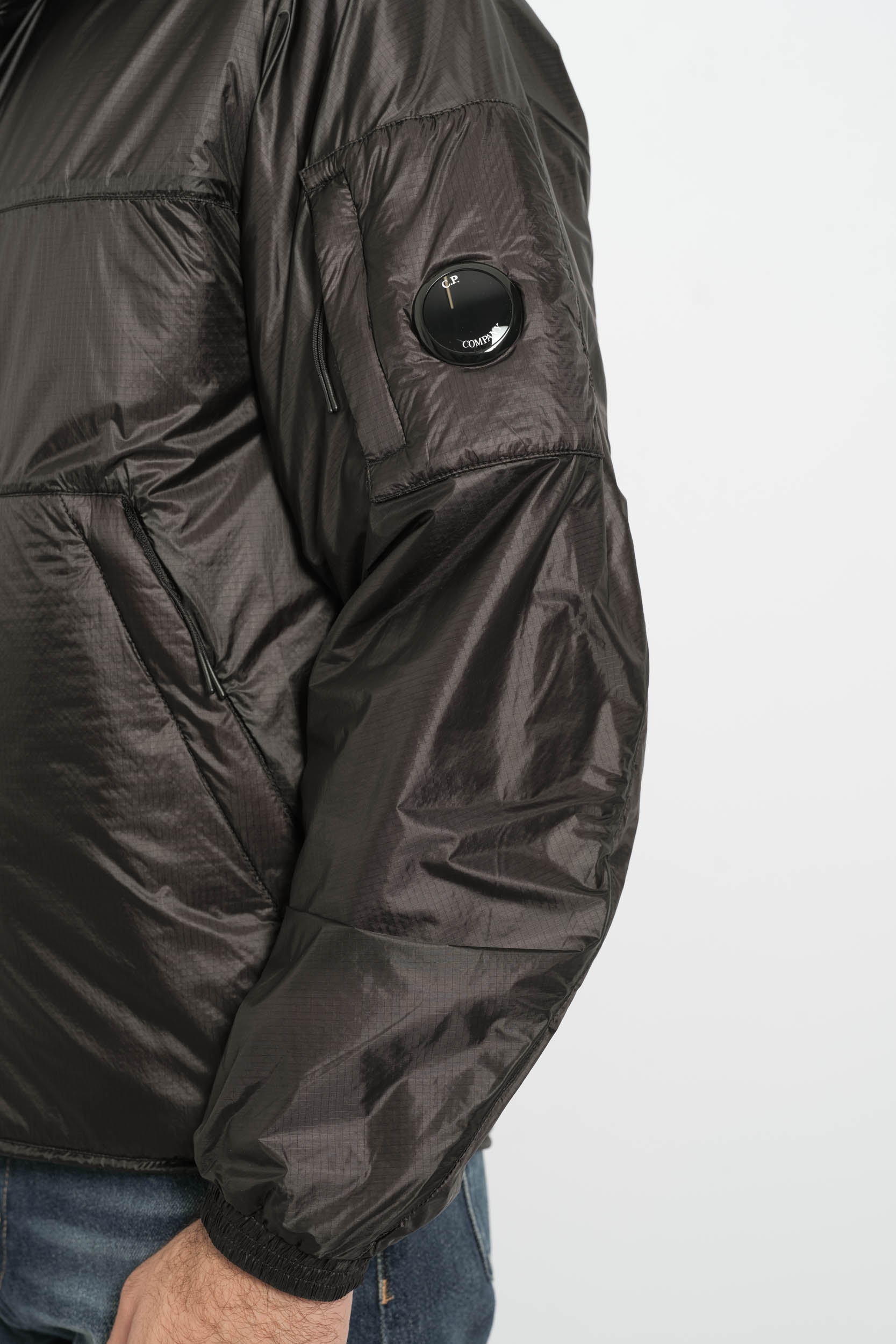  Image du produit BLOUSON CP COMPANY EN NYLON NOIR W168A-999 - 3