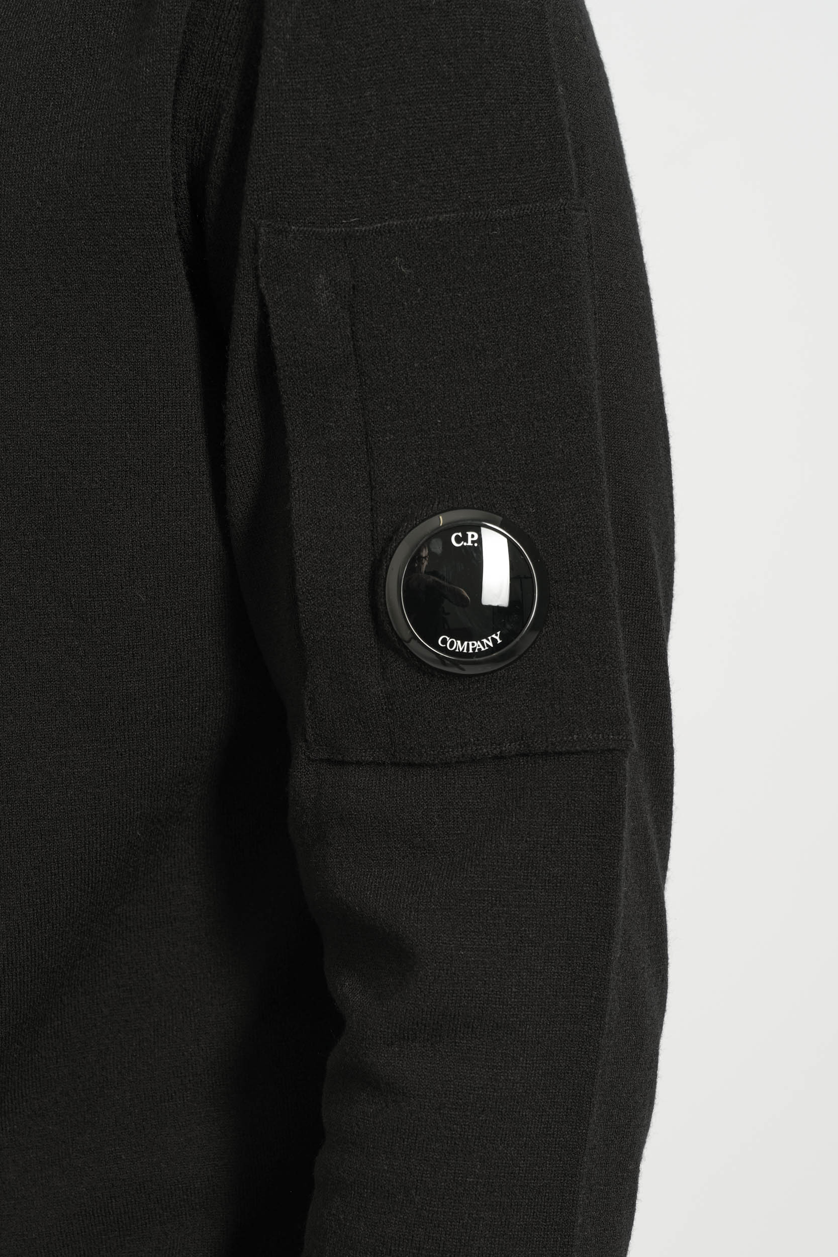  Image du produit PULL CP COMPANY COL ROULE NOIR N035A-999 - 3