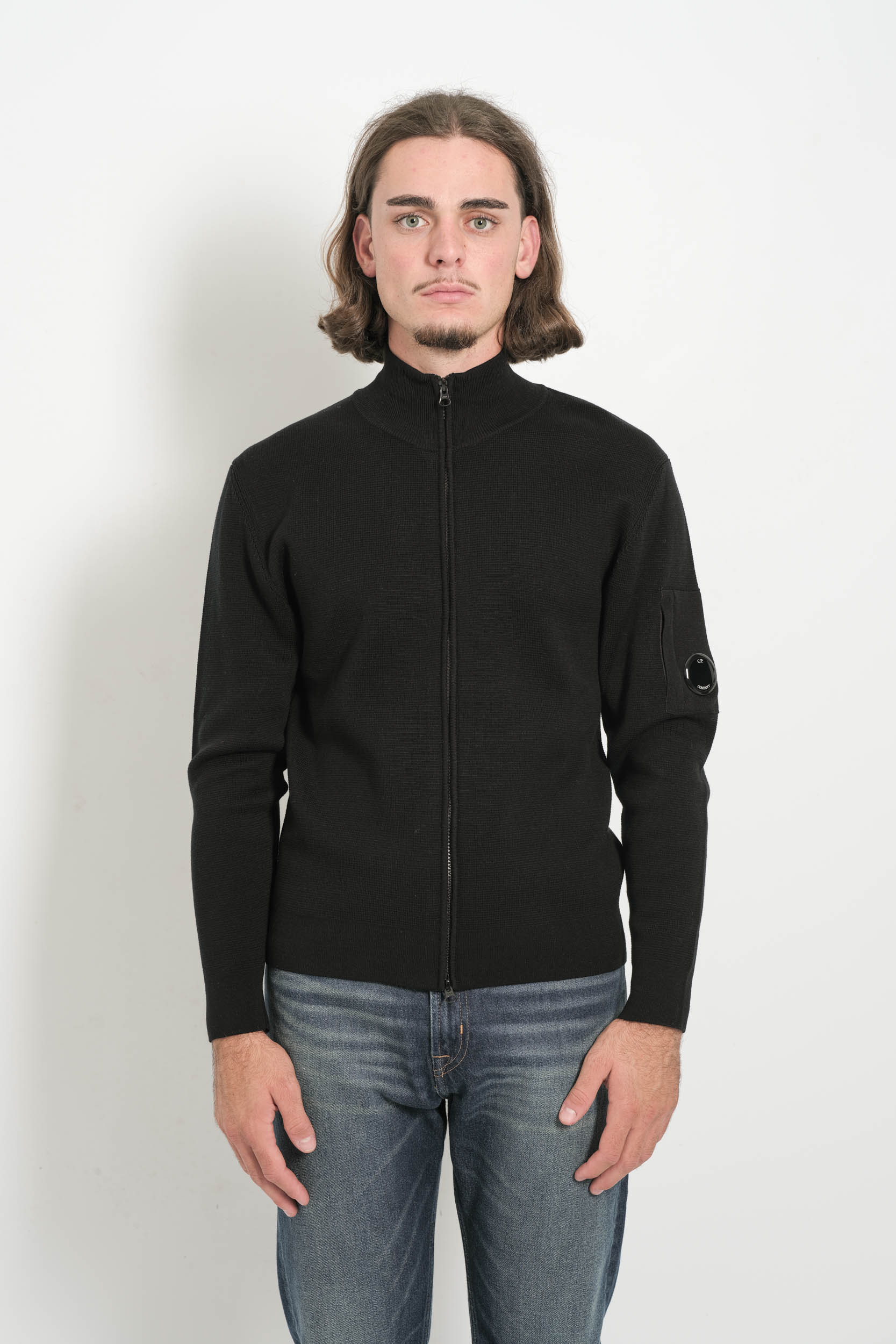 PULL ZIPE CP COMPANY NOIR N202A-999