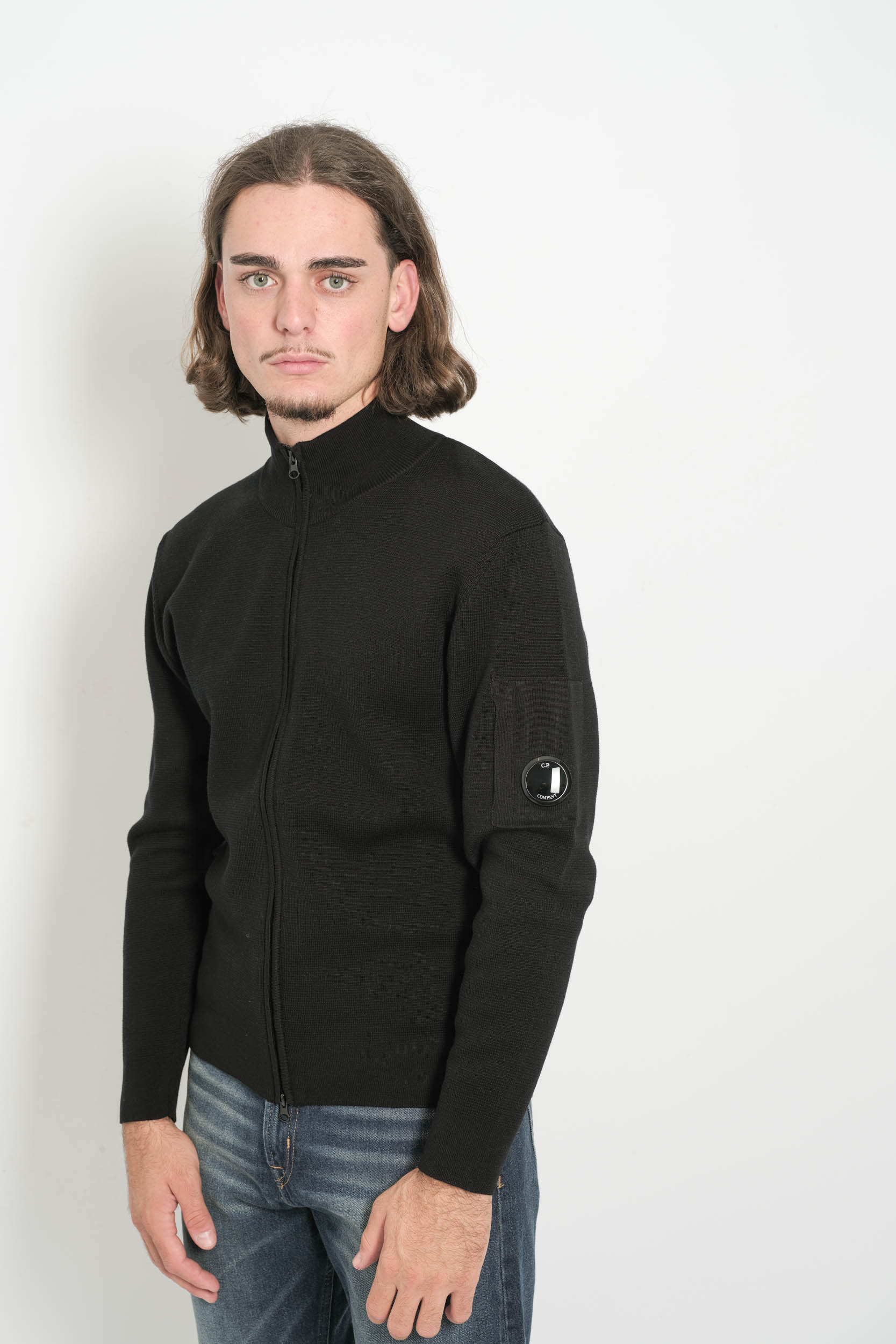 PULL ZIPE CP COMPANY NOIR N202A-999
