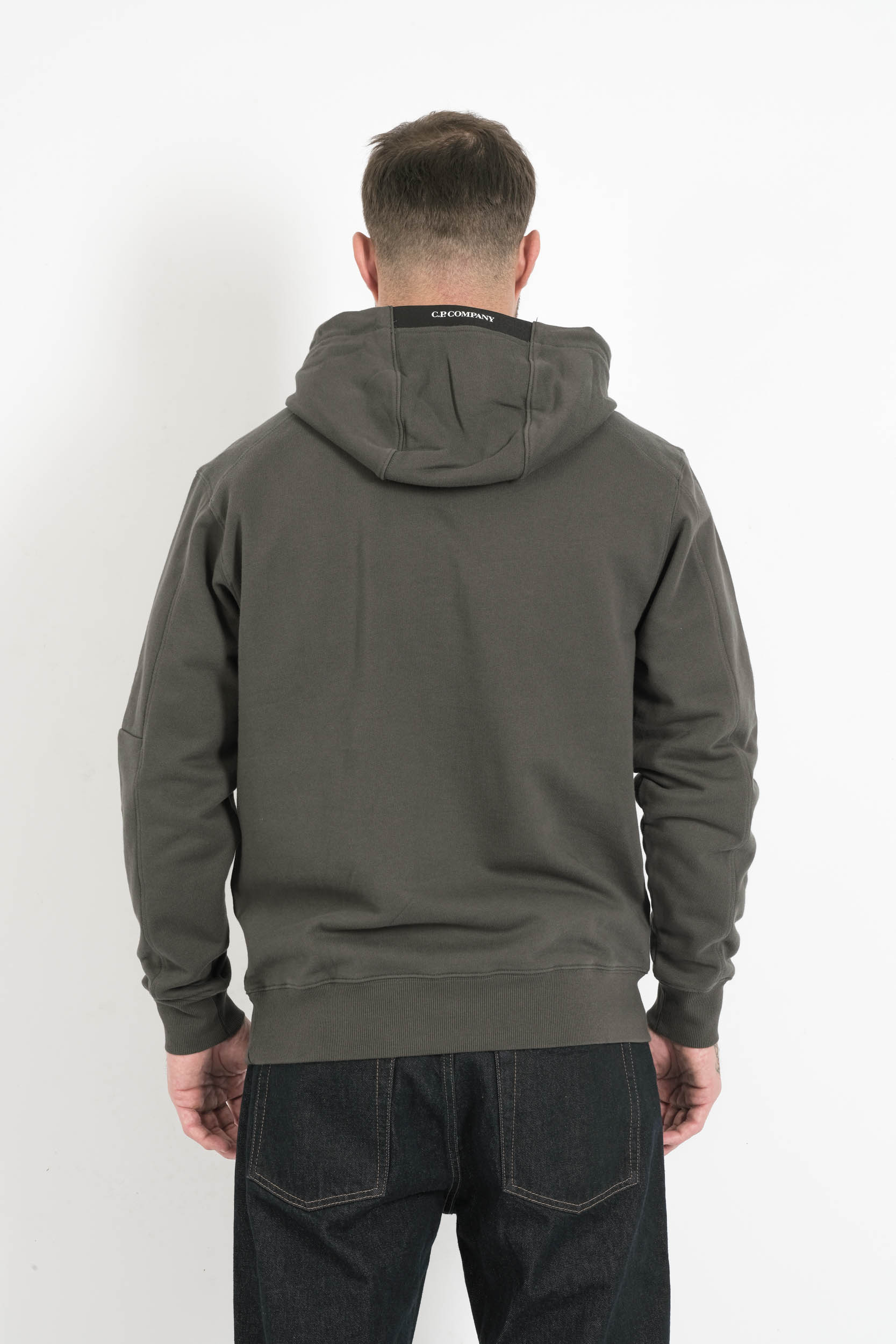  Image du produit SWEAT A CAPUCHE CP COMPANY GRIS PLOMB S714A-978 - 7