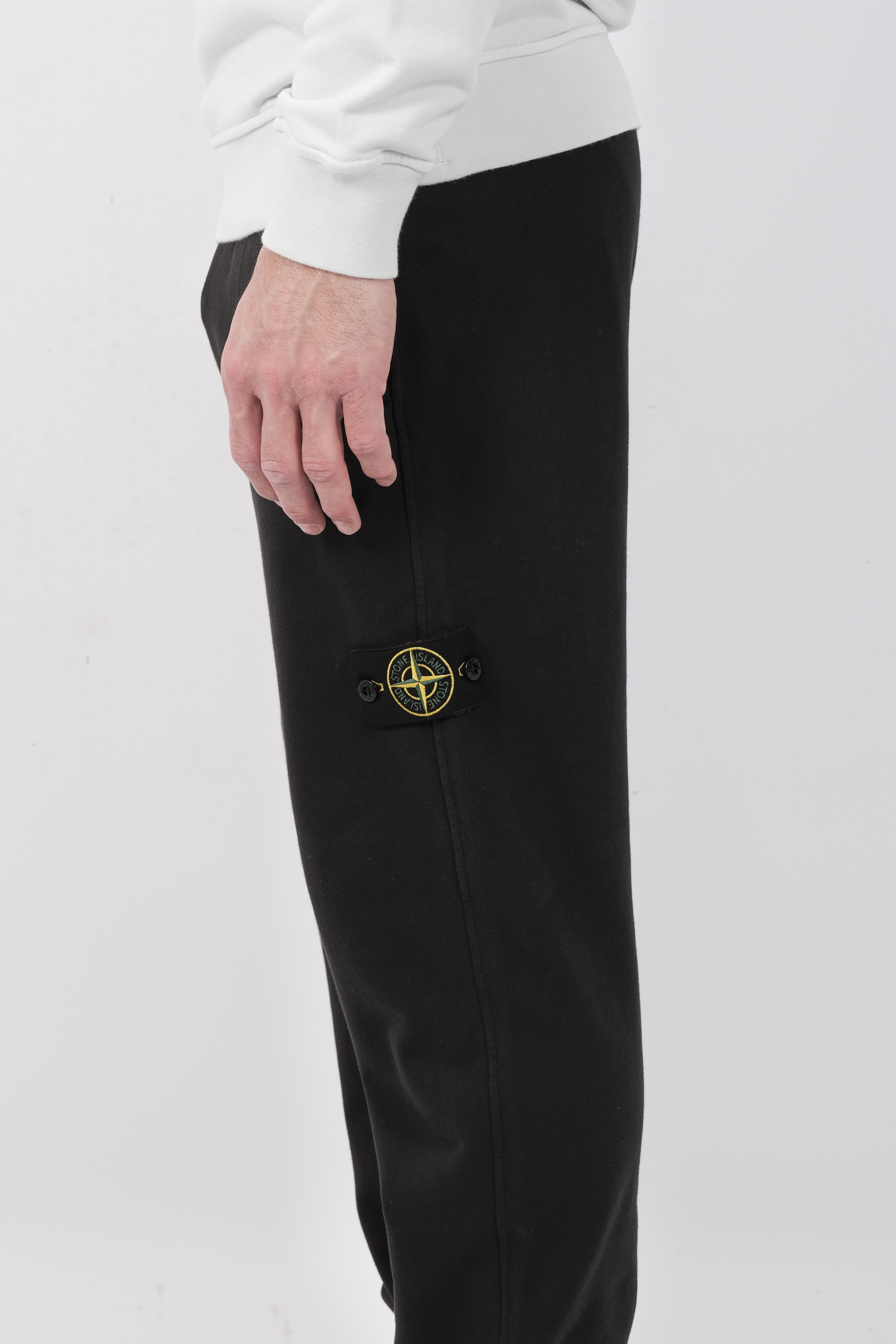  Image du produit BAS DE SURVETEMENT STONE ISLAND NOIR 6200004-V0029 - 5