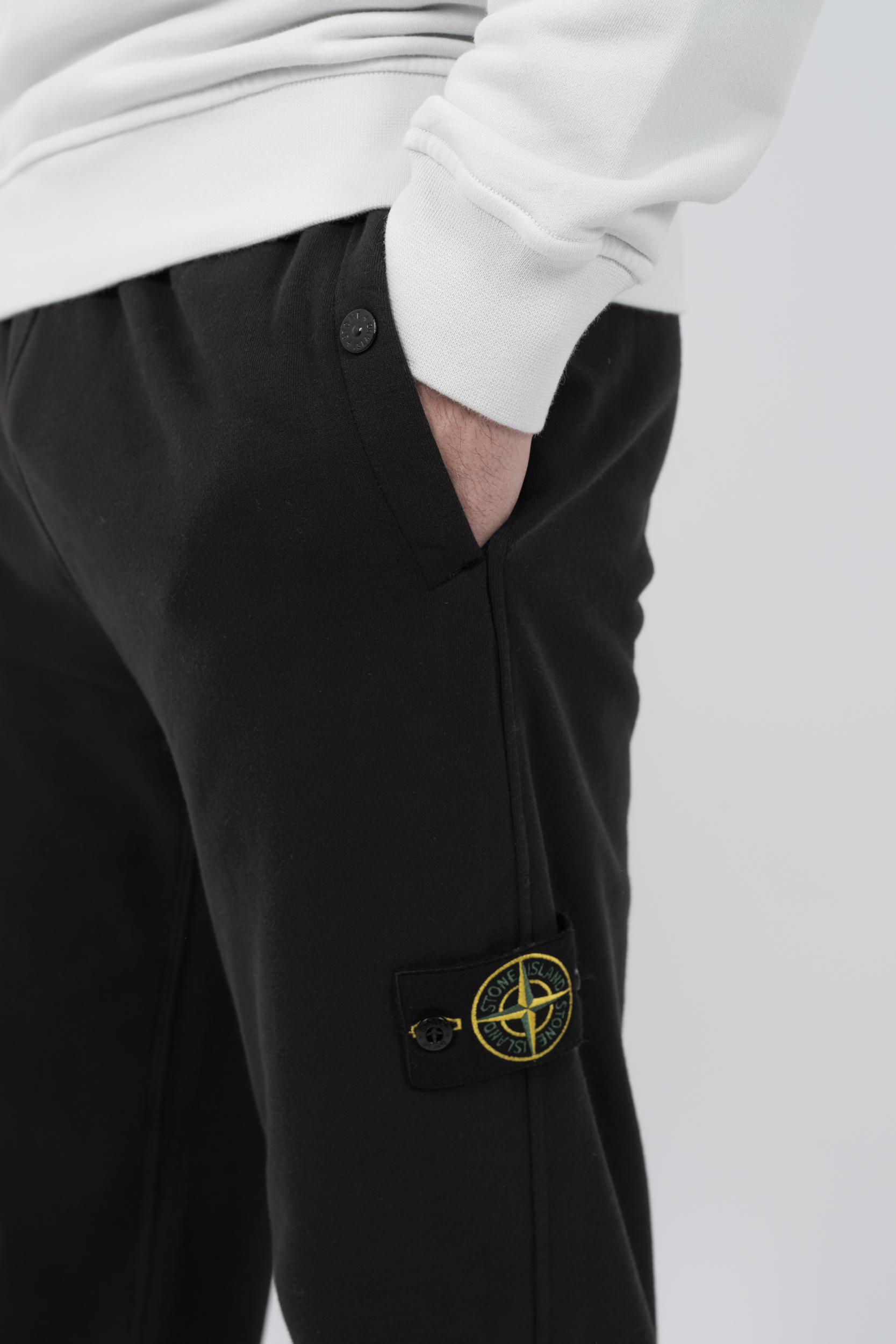  Image du produit BAS DE SURVETEMENT STONE ISLAND NOIR 6200004-V0029 - 7