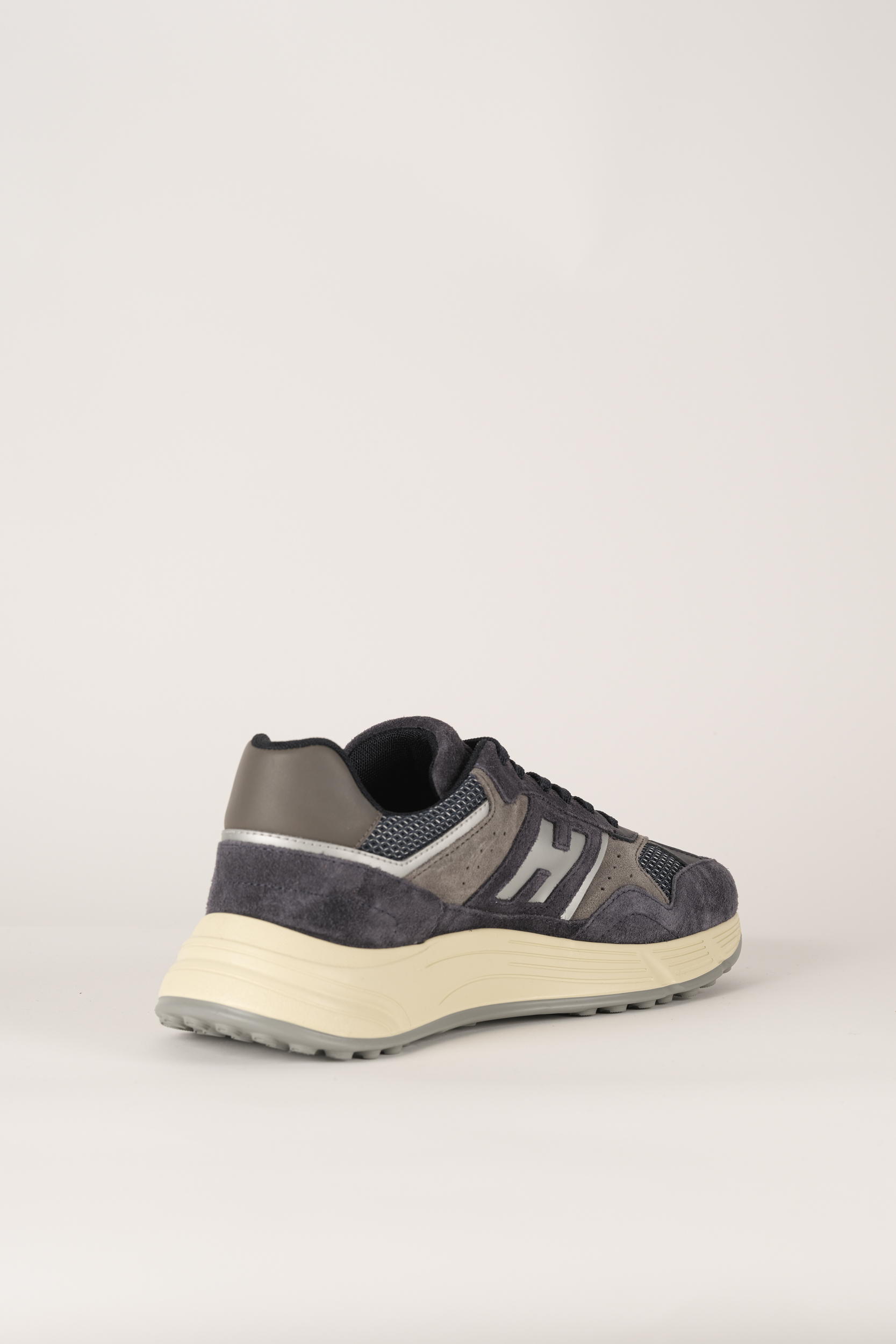  Image du produit BASKETS HOGAN MARINE HXM6470-1846Y - 5