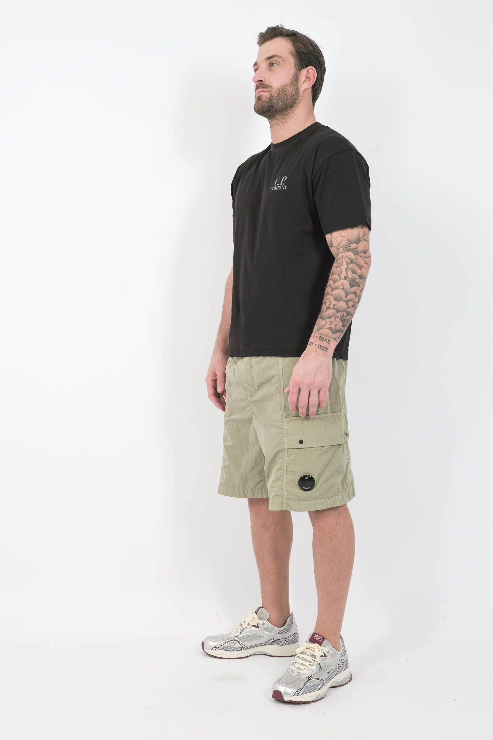 SHORT CP COMPANY EN NYLON METAL VERT AMANDE E031A-610
