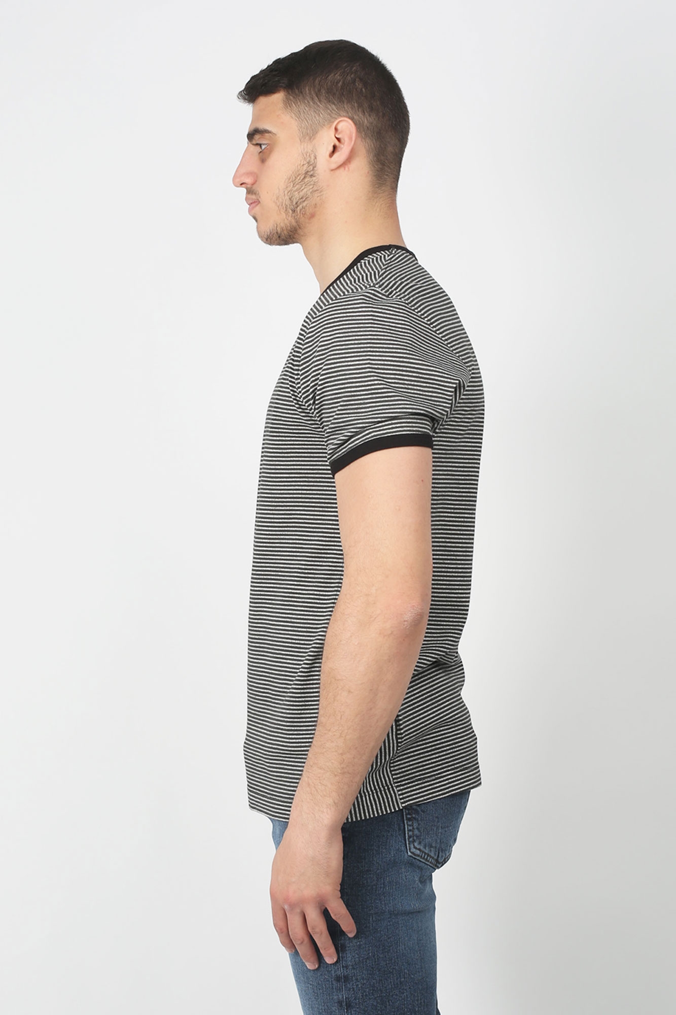 T-SHIRT C.P. COMPANY RAYÉ NOIR ET BLANC S227A5436P-999