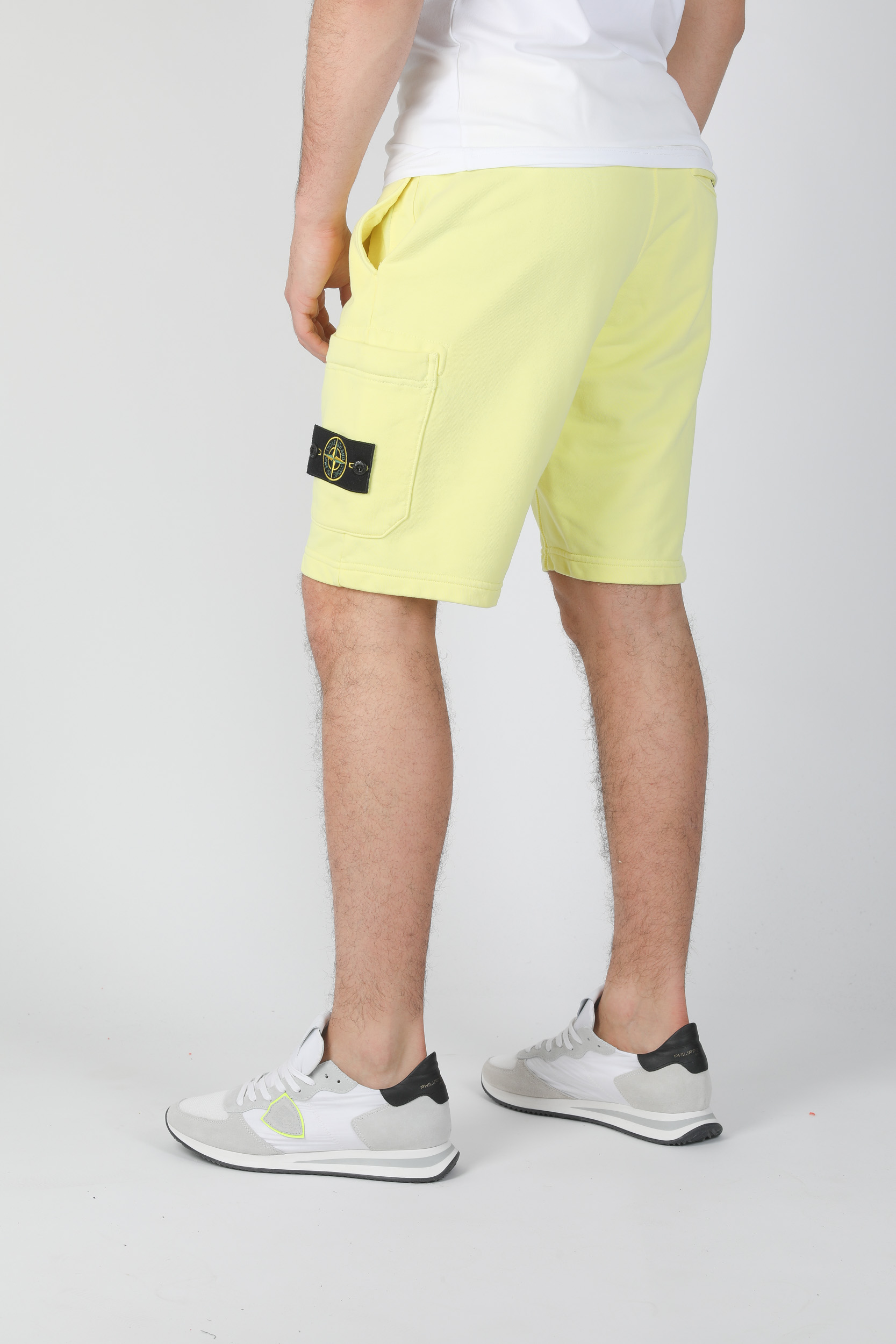 SHORT STONE ISLAND JAUNE 721564651 V0031