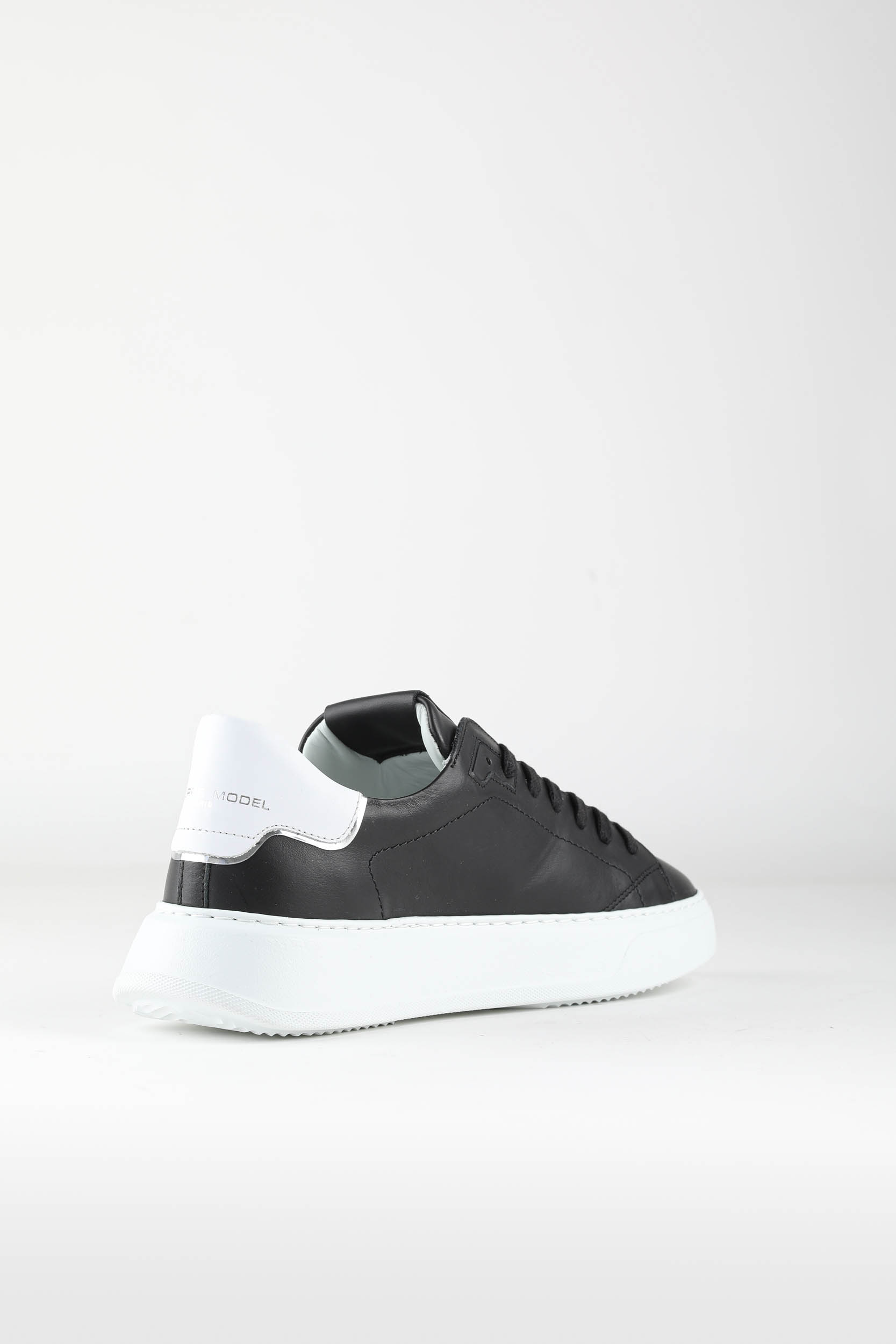 BASKETS PHILIPPE MODEL NOIR BTLU-V002