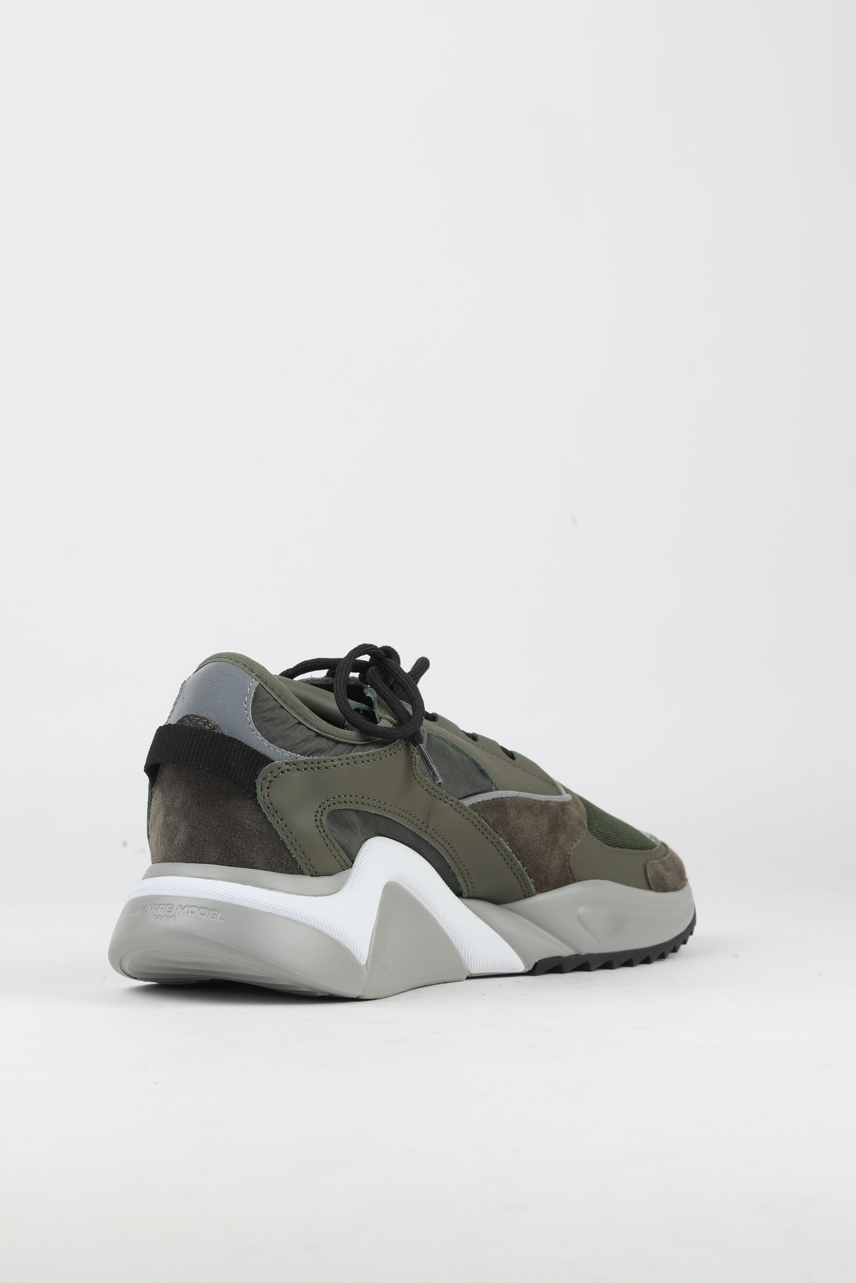 BASKETS PHILIPPE MODEL KAKI EZLU-WK08