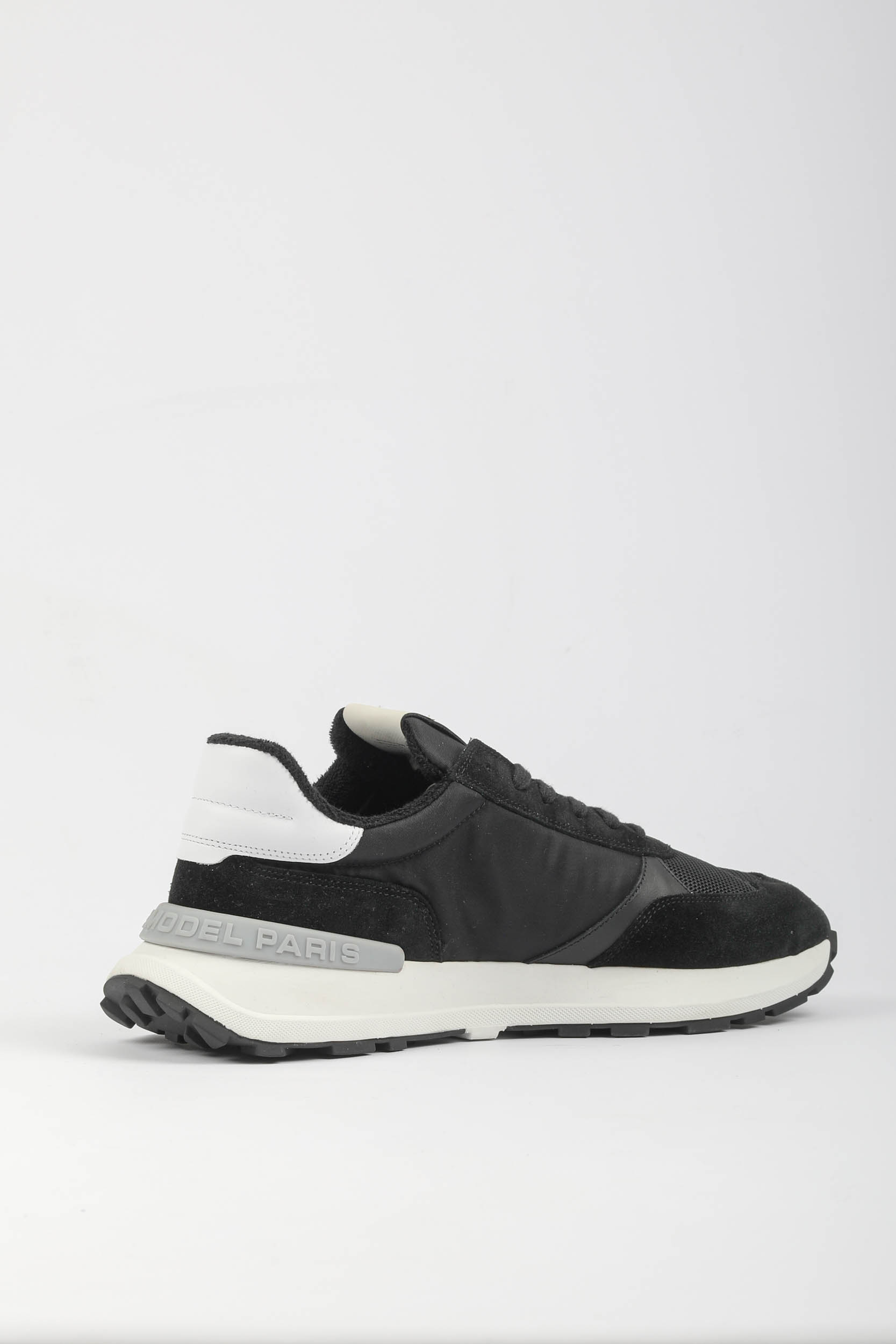 BASKETS PHILIPPE MODEL NOIR ATLU-W001