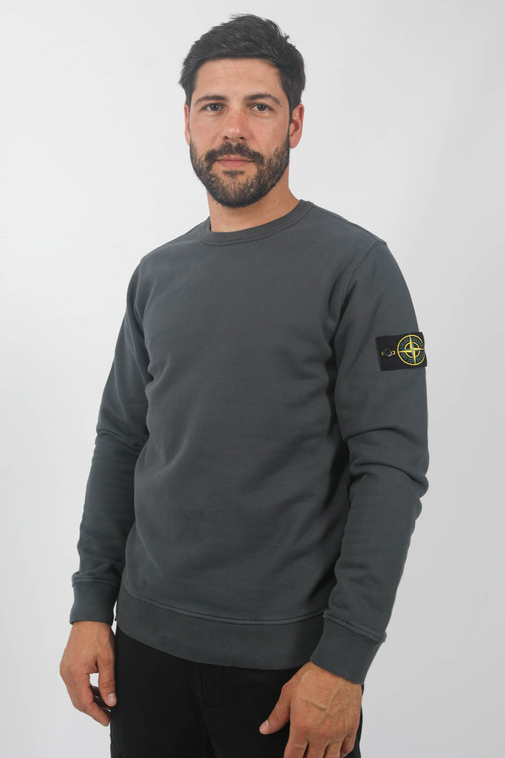 Sweat noir stone island best sale