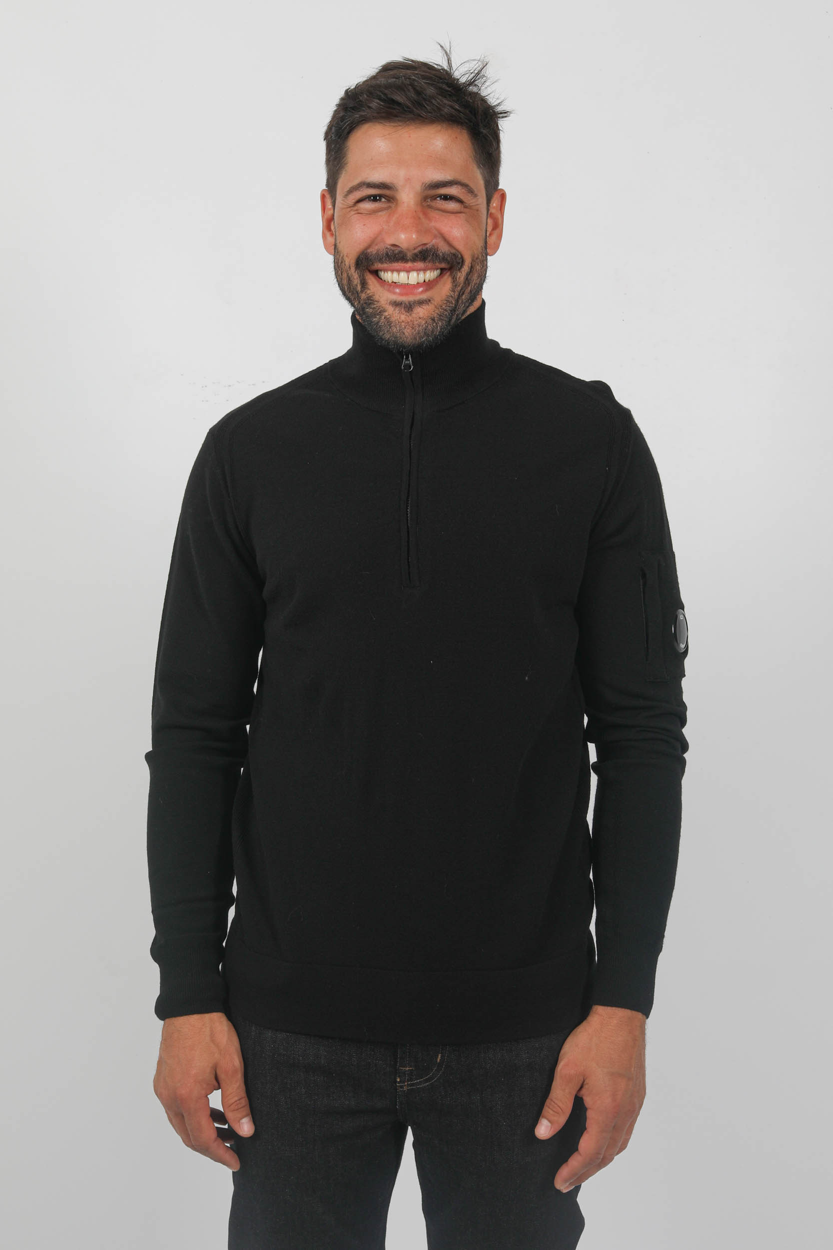 PULL C.P COMPANY COL DEMI ZIP NOIR N073A-999