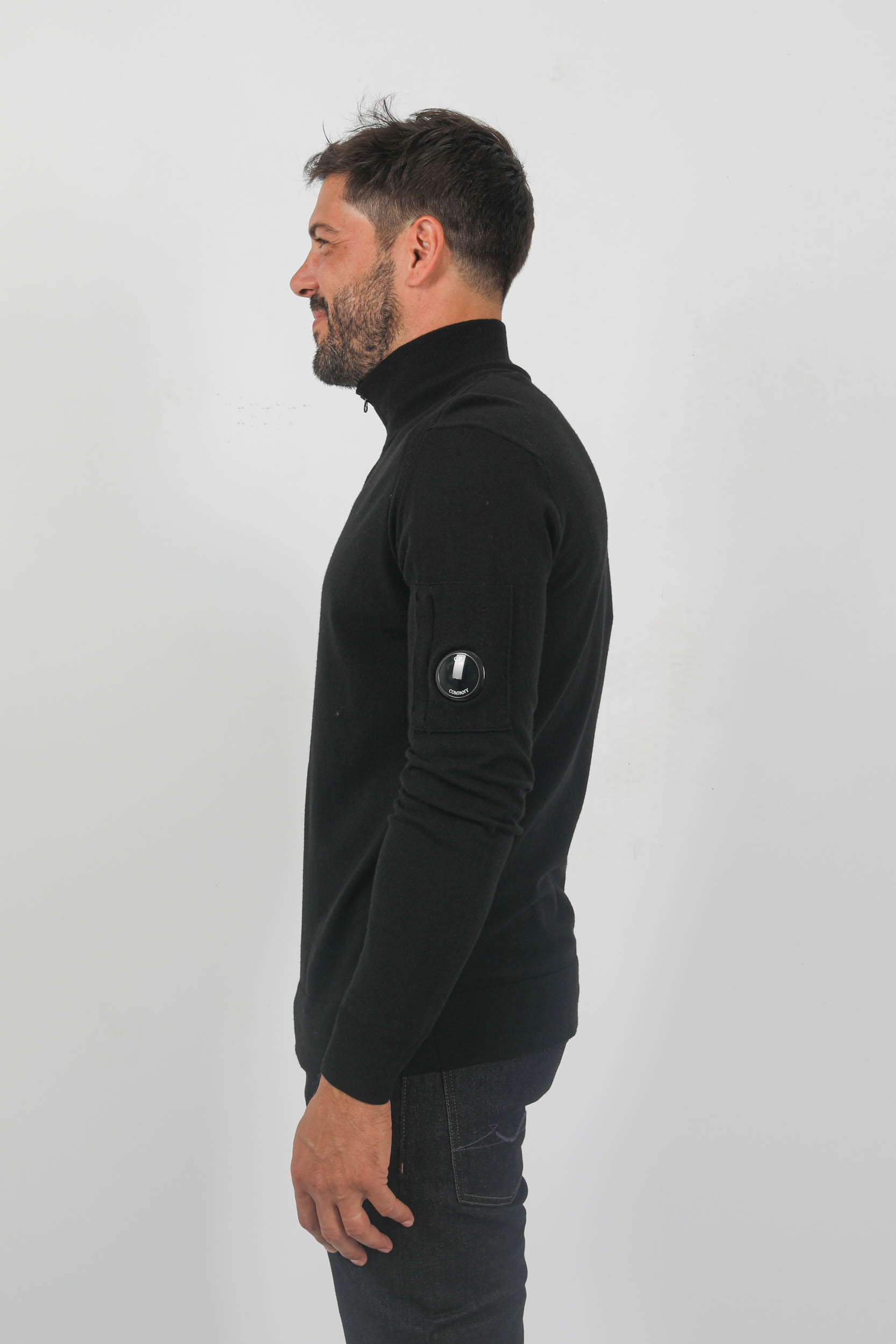 PULL C.P COMPANY COL DEMI ZIP NOIR N073A-999